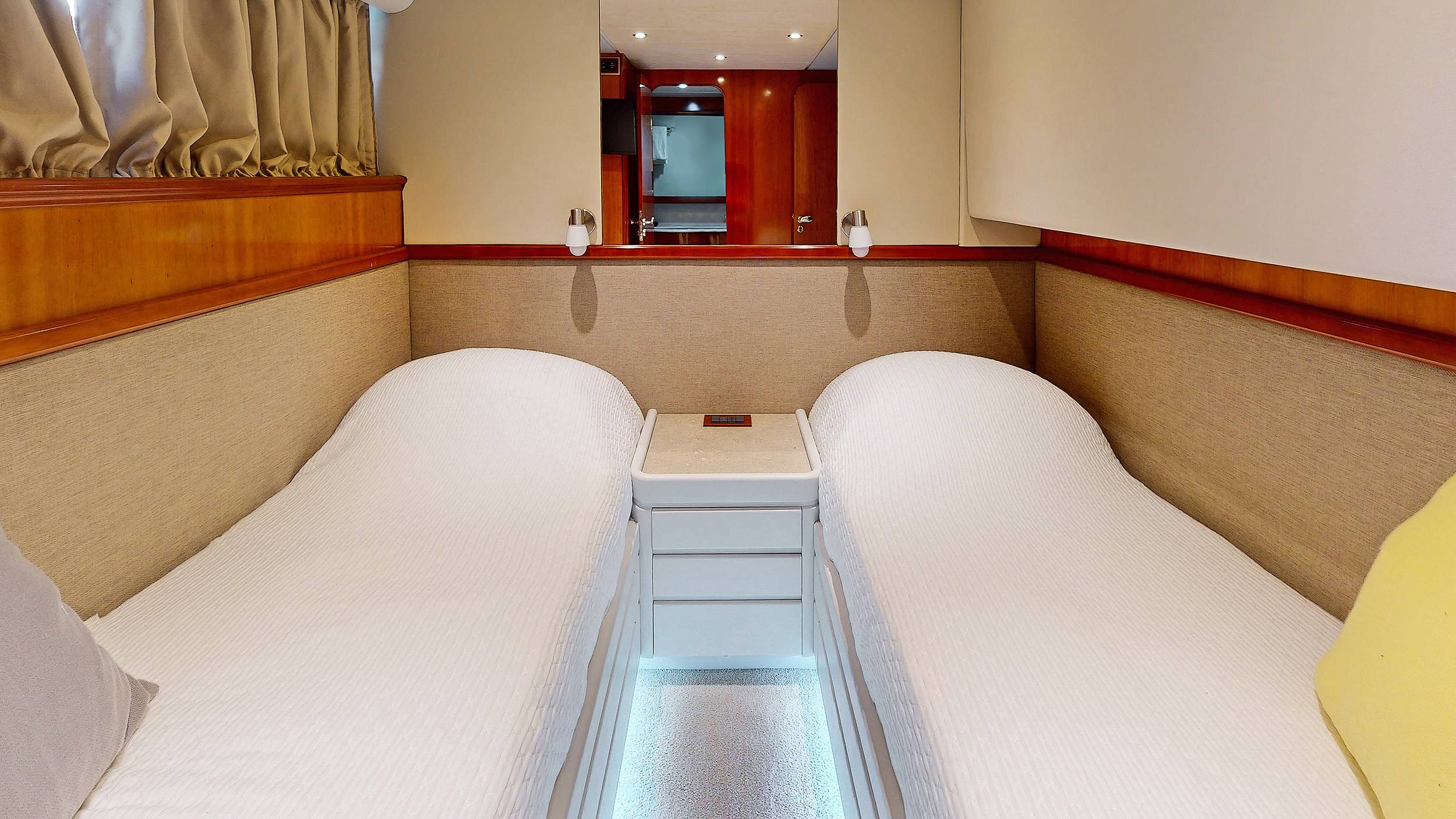 2.4 Twin suite.jpg