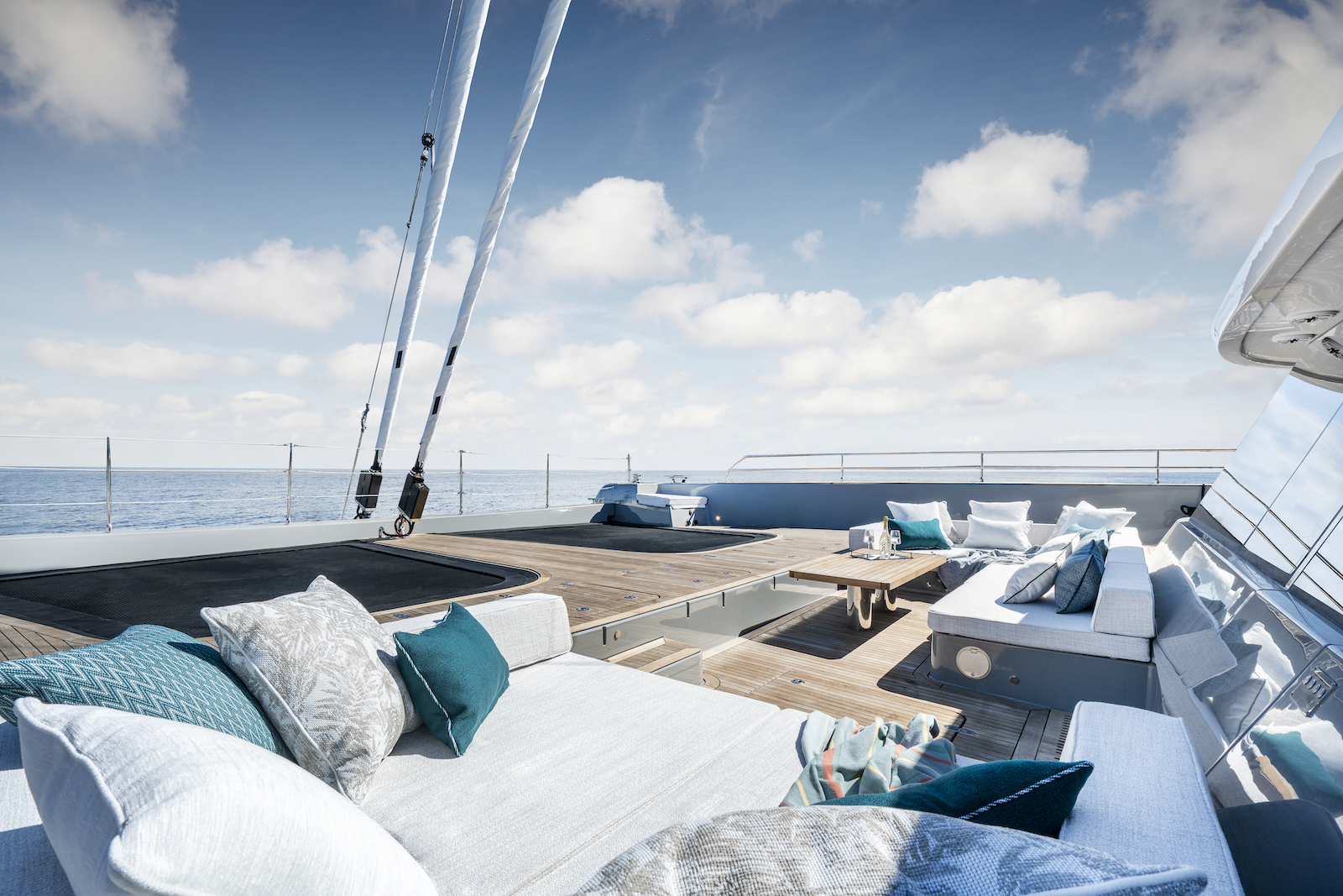 2.5 Comfortably furnished foredeck.jpg