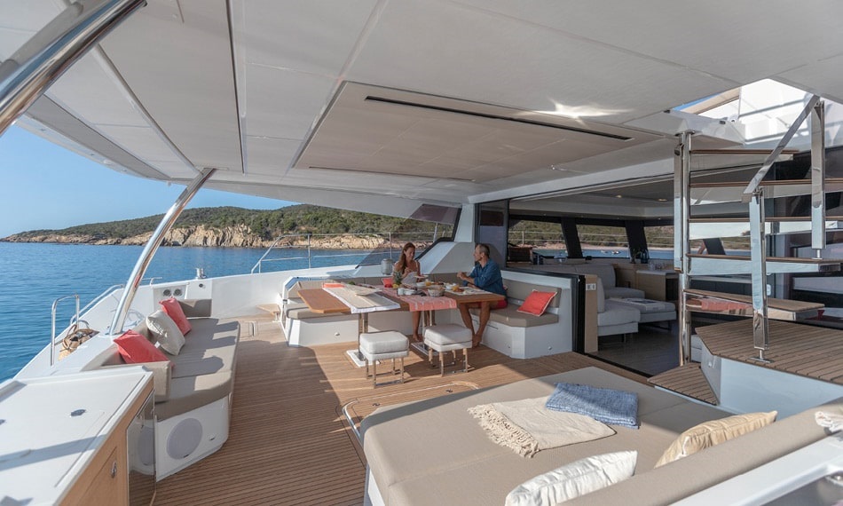 2.6 Sociable aft deck.jpg