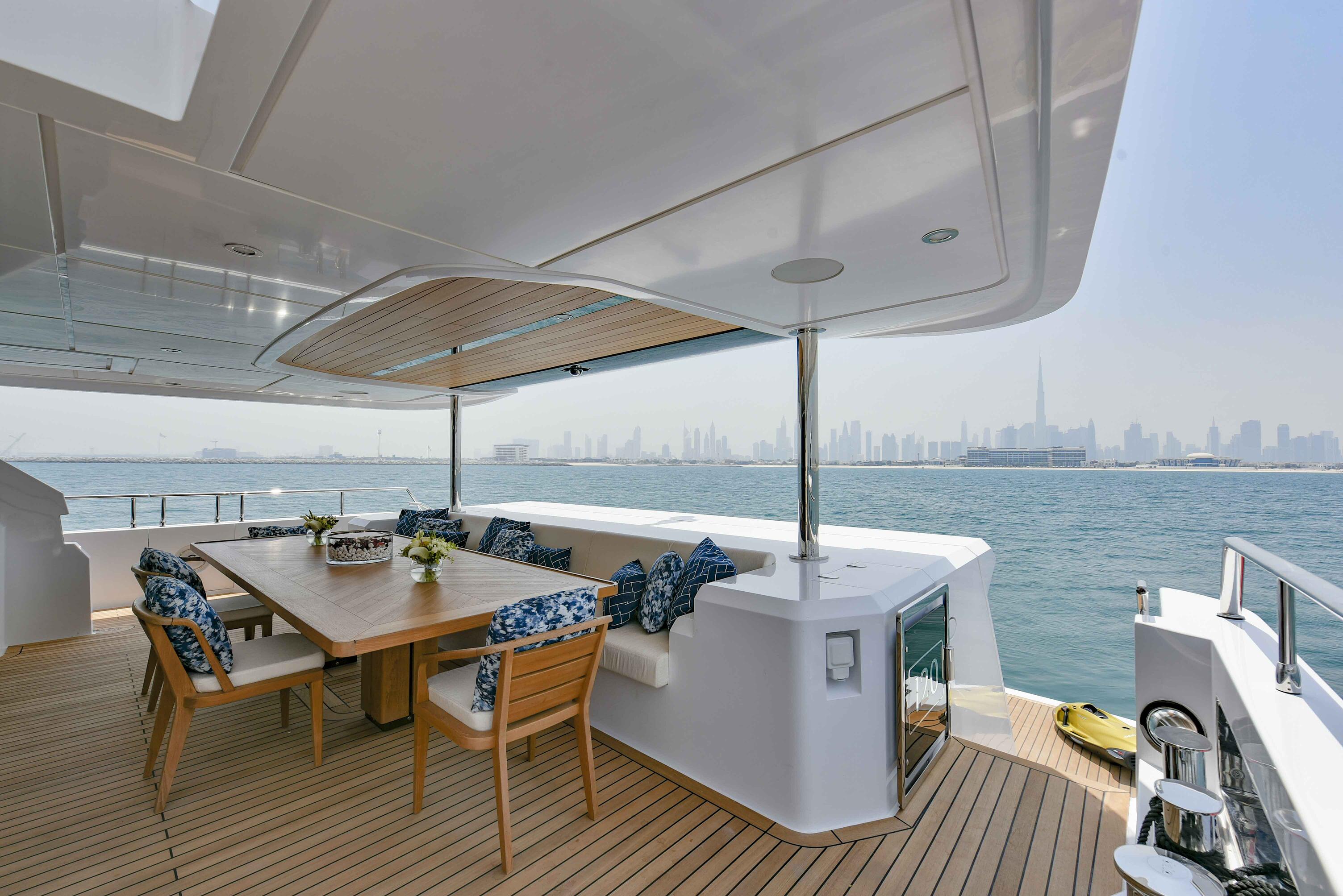 2.7 Access to beach club from aft deck.jpg