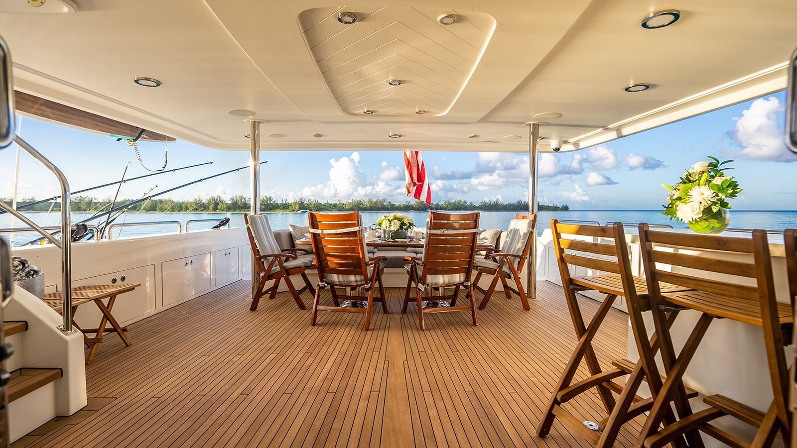 2.8 Main deck aft view to stern.jpg