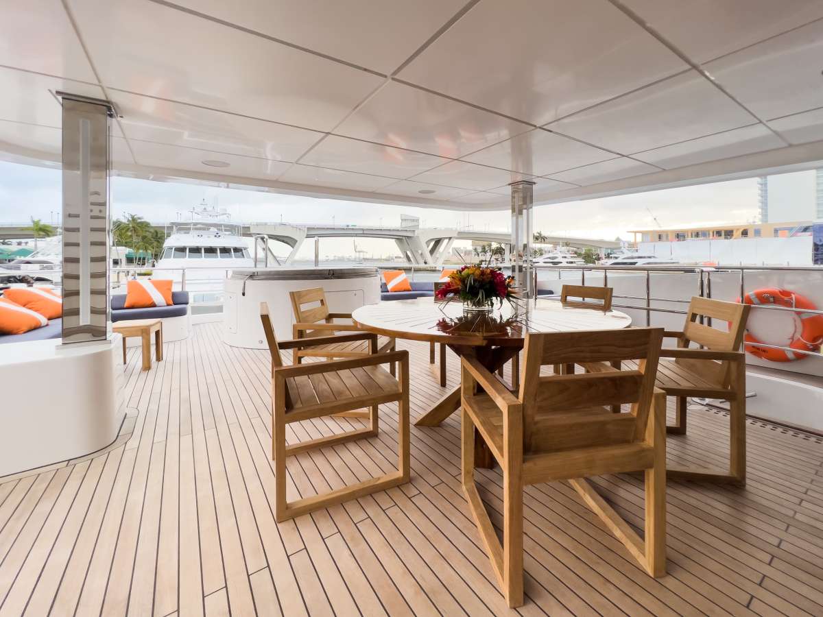 2.9 Bridge deck dining.jpg