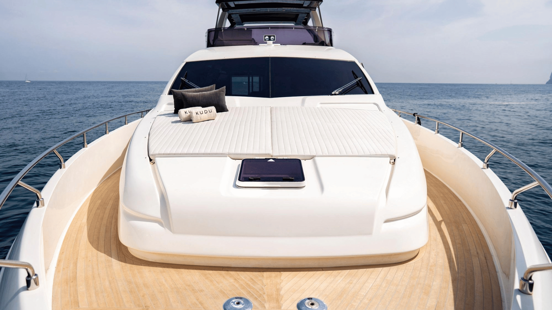 201 Foredeck.png