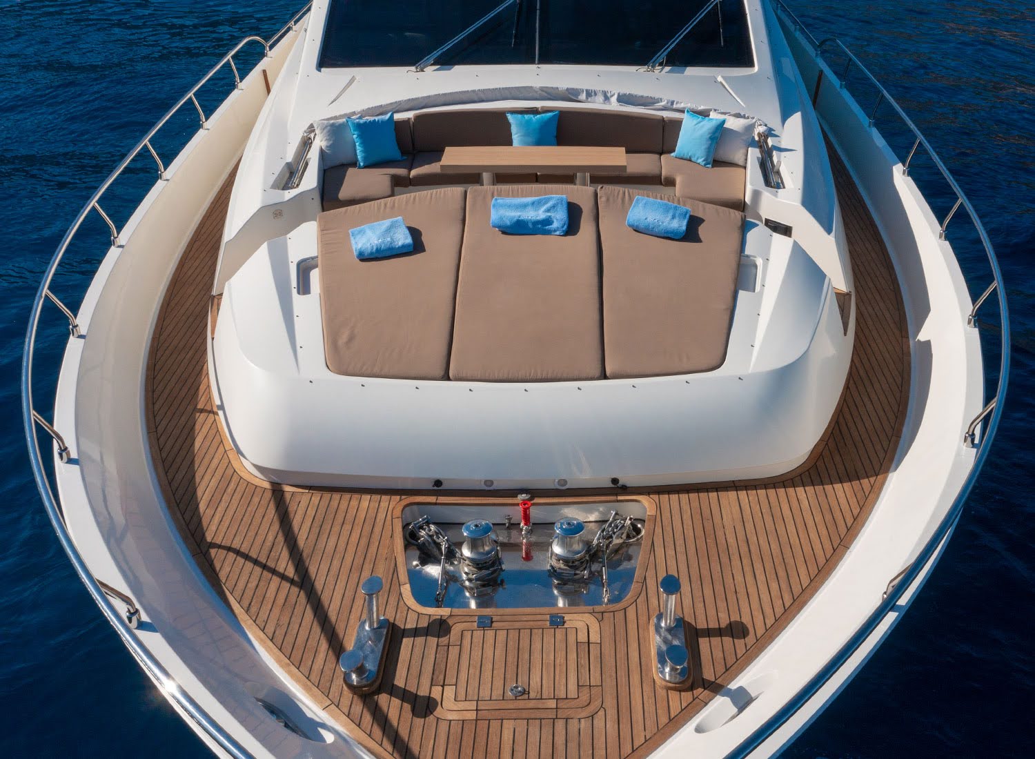 201 Sun beds at bow.jpg