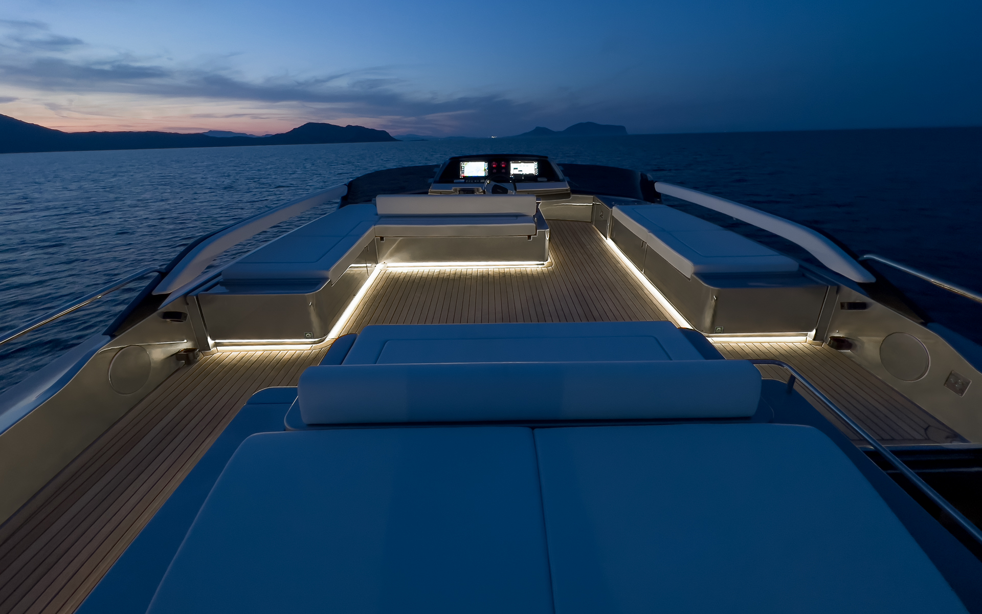 201 Sun deck at night.jpg