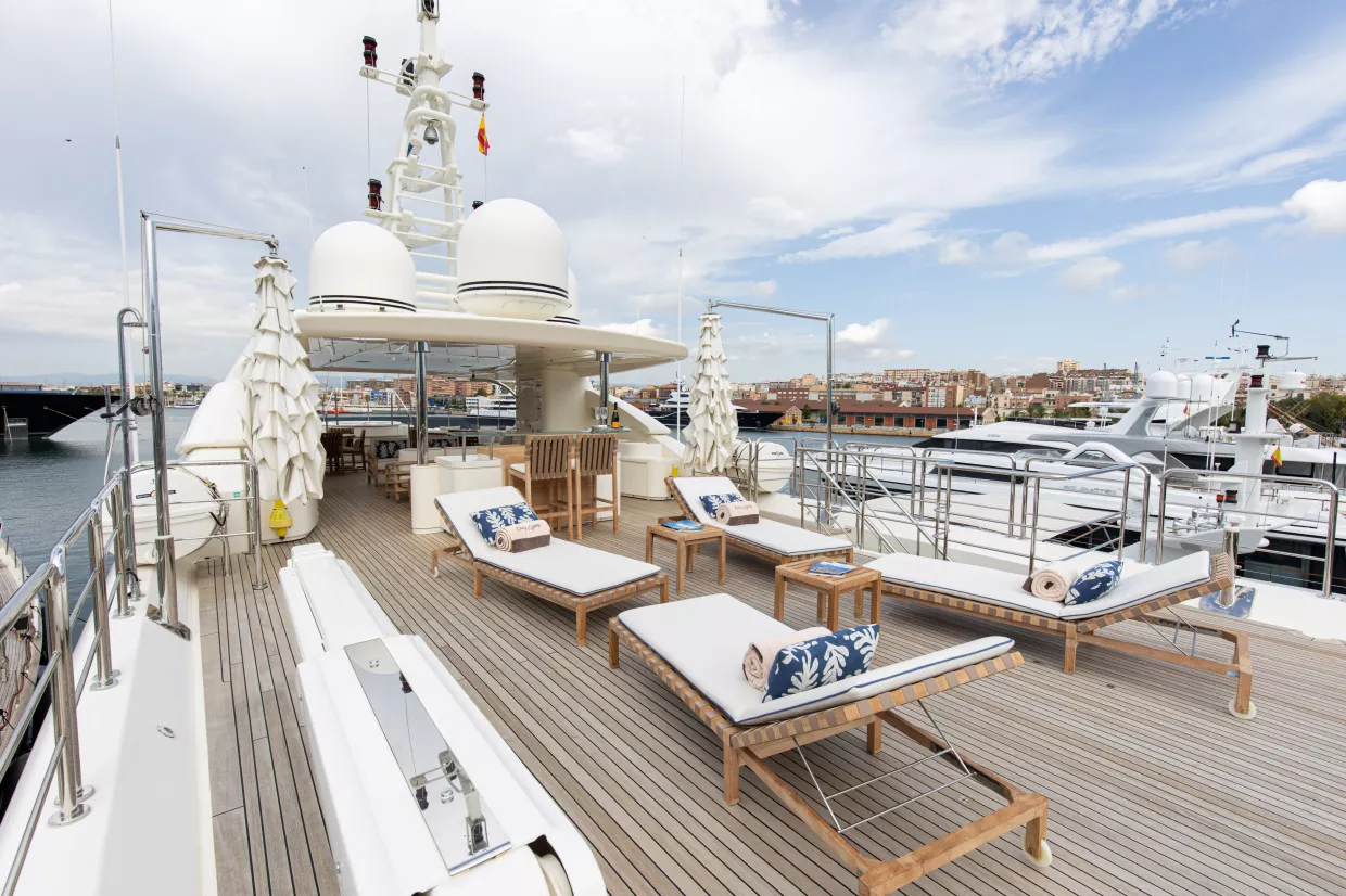 201 Sun deck.png