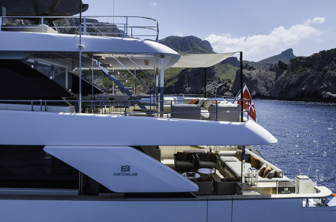 202 Aft decks.png