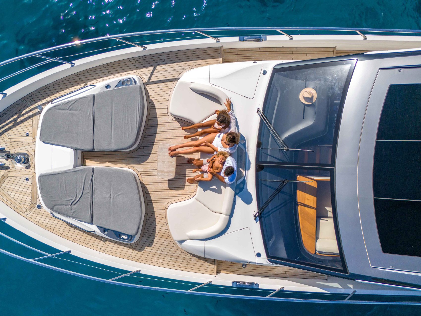 202 Foredeck aerial view.jpg