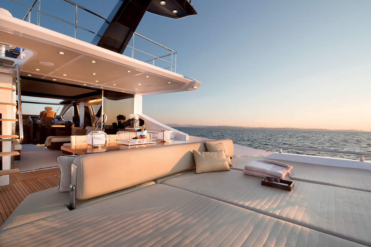 202 Main deck aft view forward.jpg