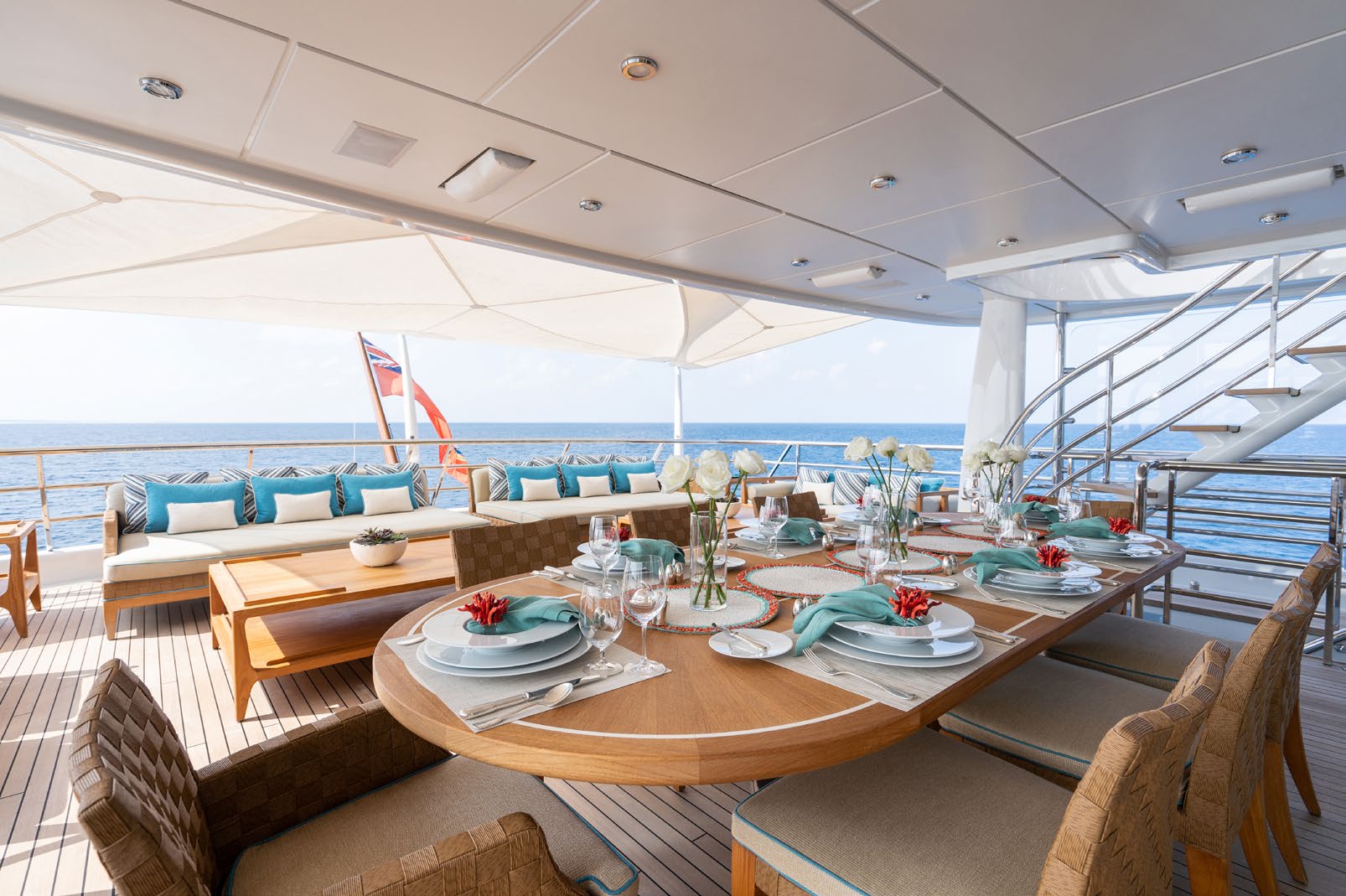 203 Al fresco dining.jpg