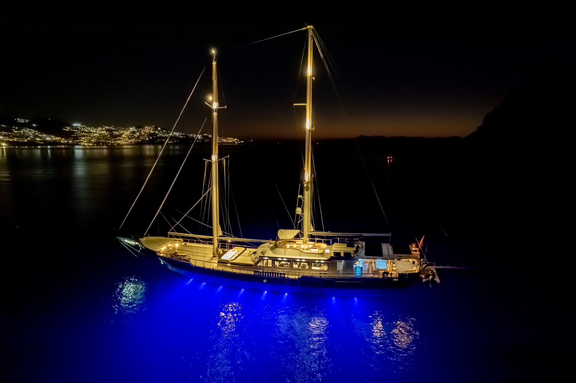 203 At anchor at night.jpg