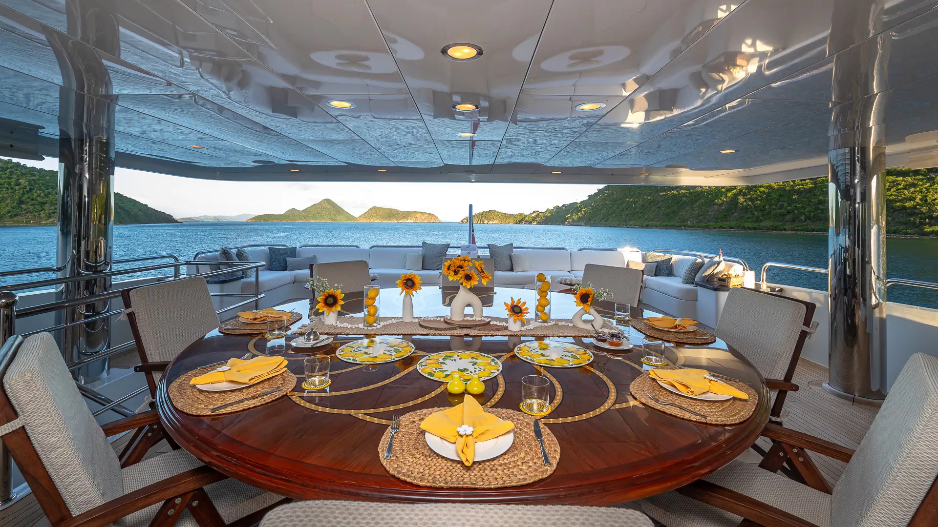 203 Dining on Bridge deck.jpg