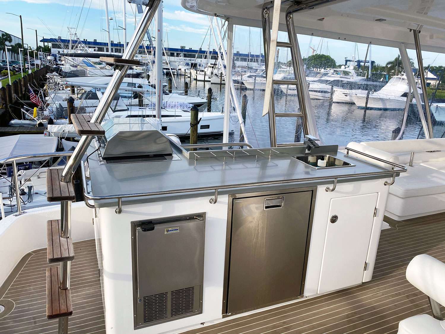 203 Sailing Catamaran RUBY ONE Fly Bridge.jpg