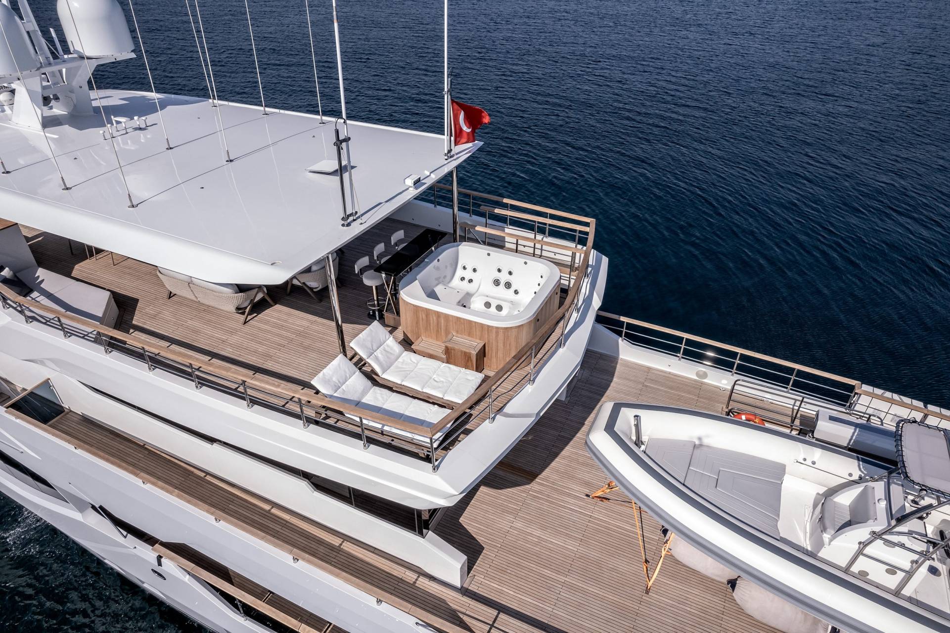 203 Sun deck aft detail.jpg