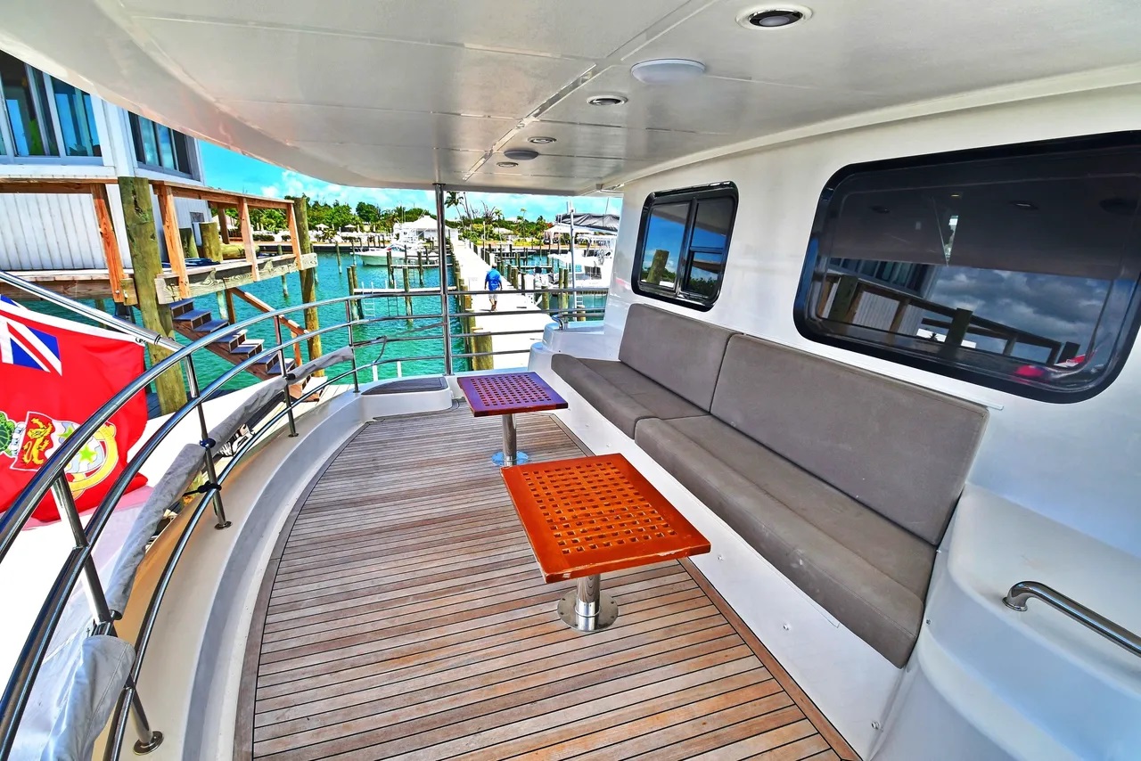 203 Upper deck.jpg