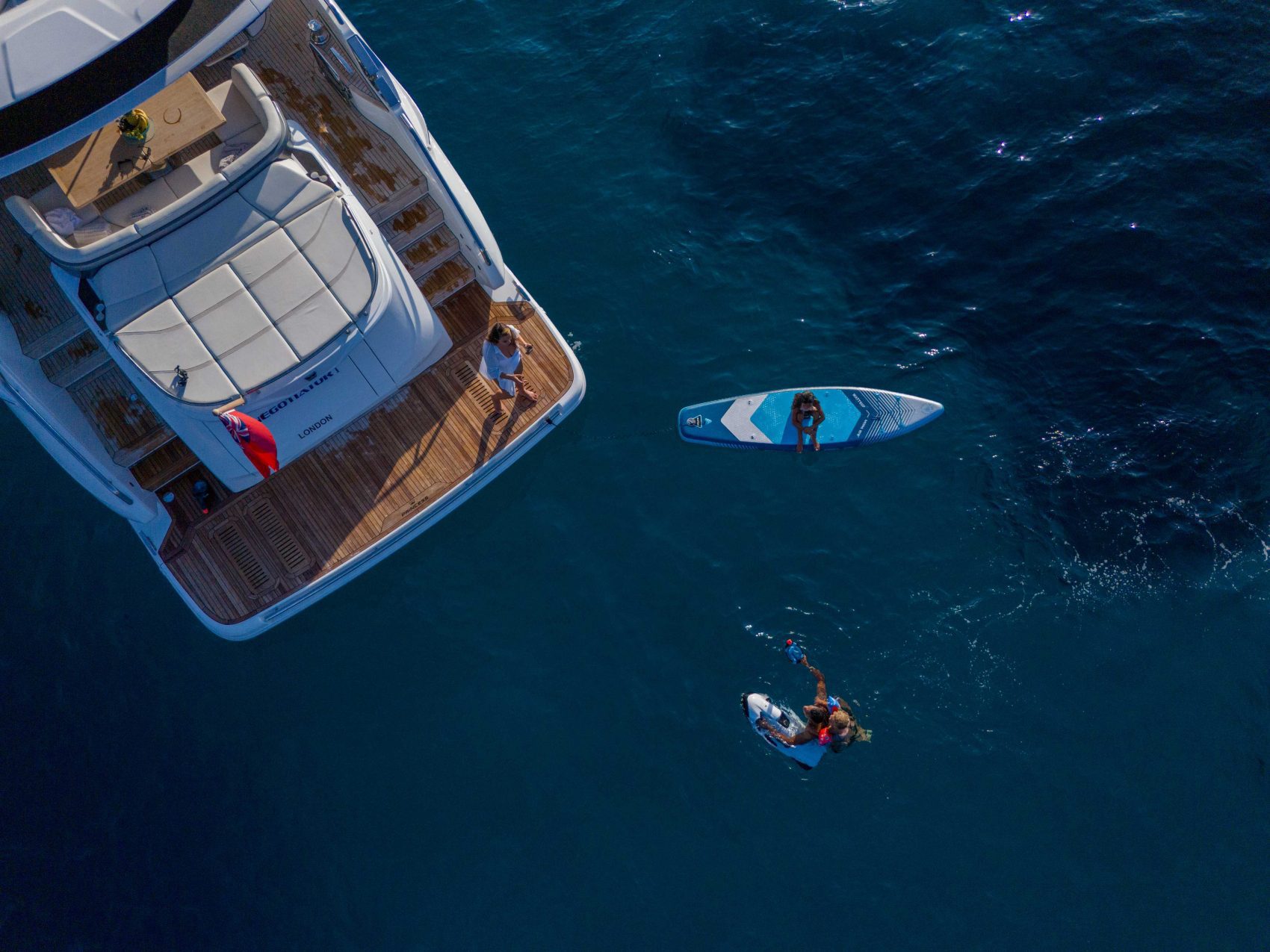 204 Aft deck aerial view.jpg