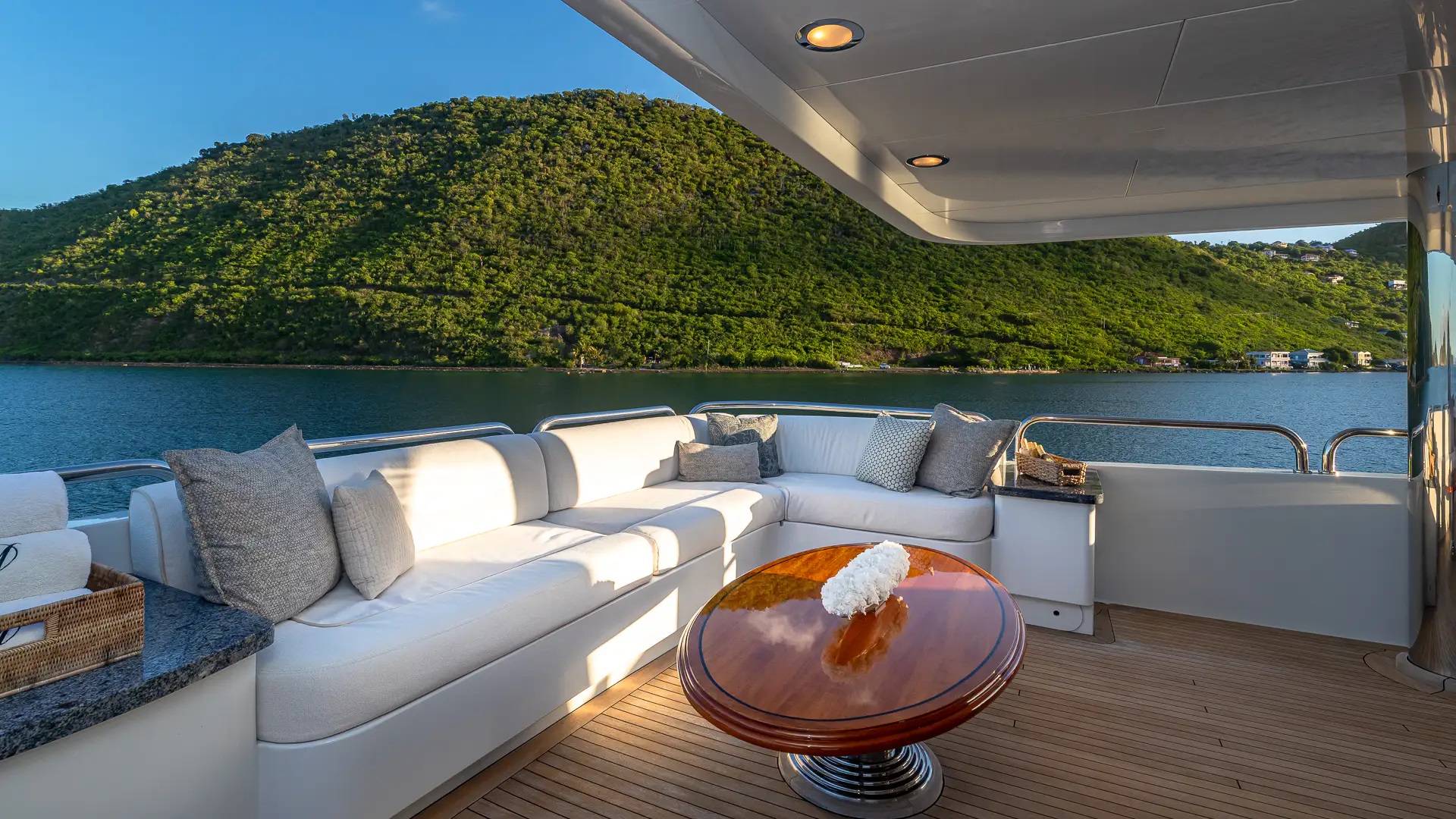 204 Lounge on Bridge deck.jpg