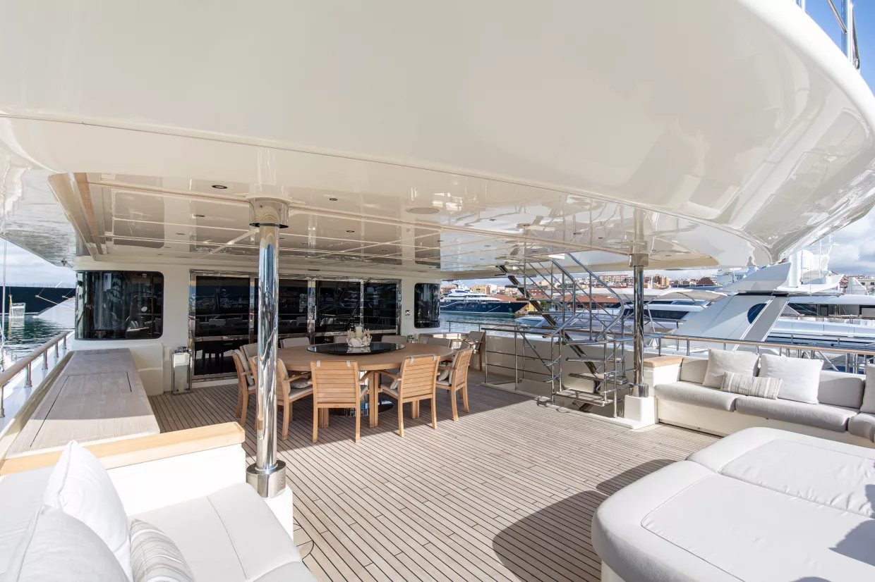 204 Upper deck aft.png