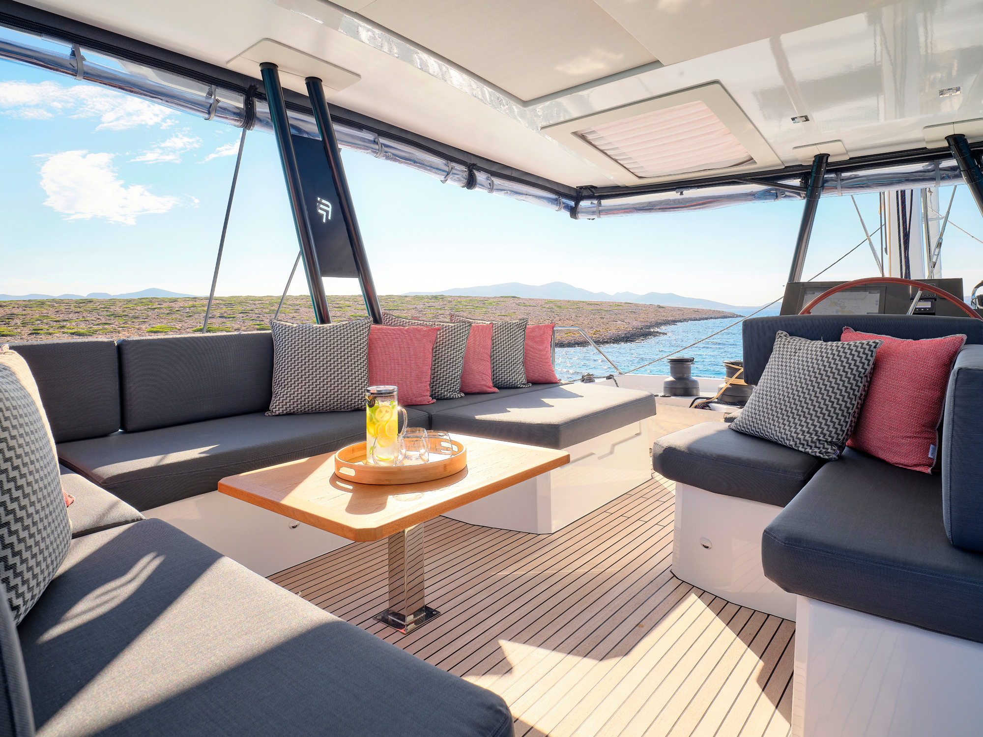 206 Exterior seating.jpg
