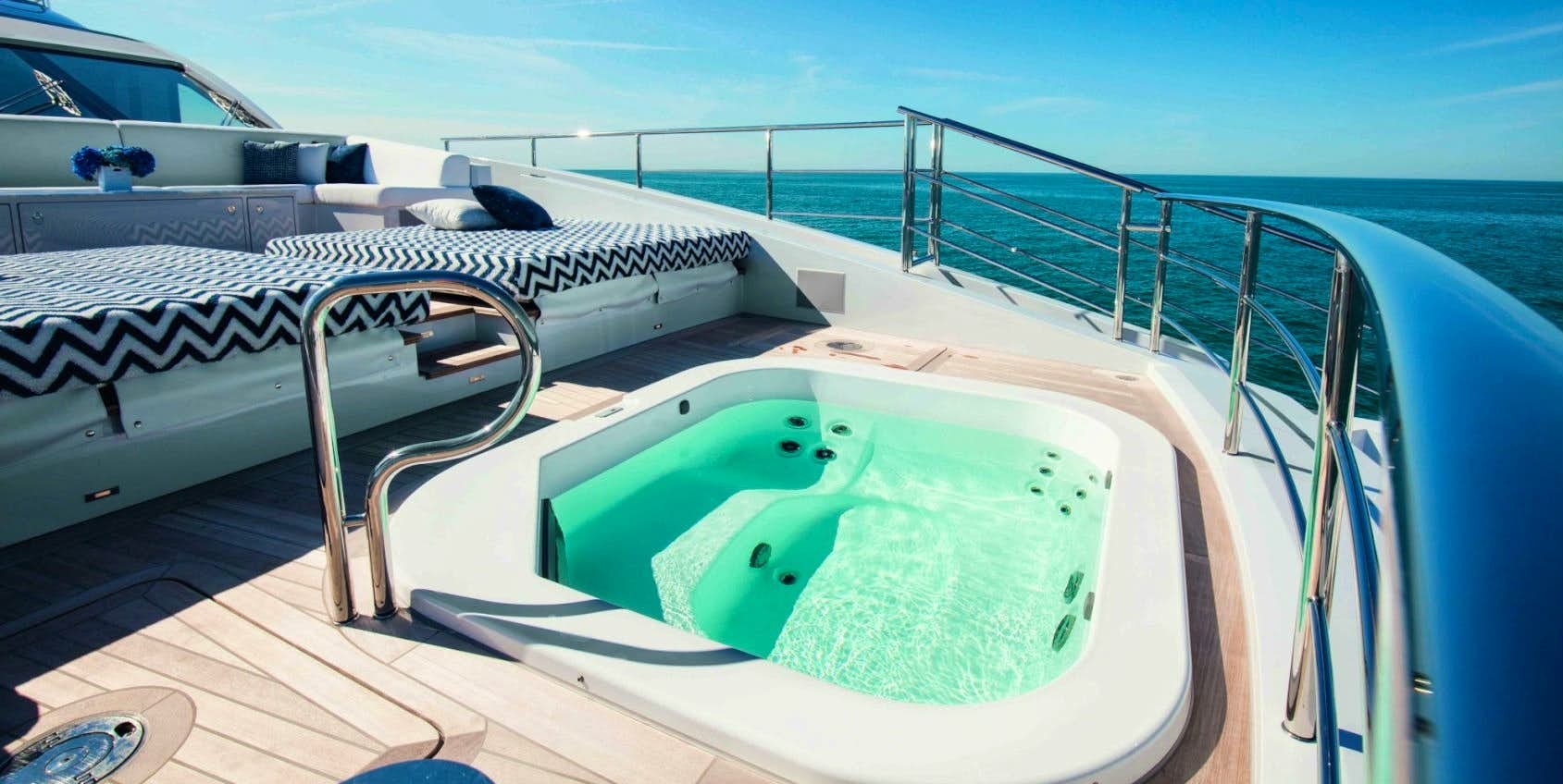 206 Jacuzzi.jpg