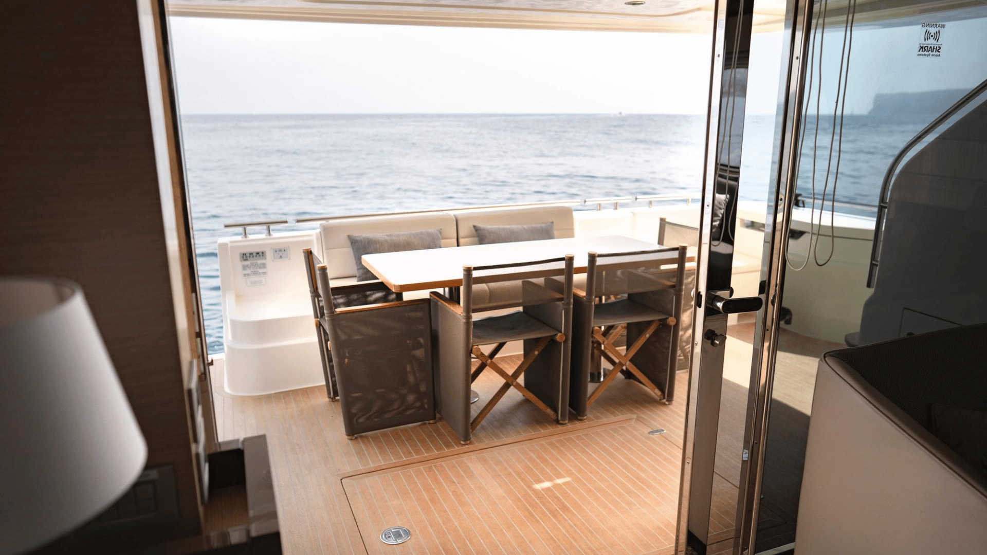 207 Aft deck dining.png