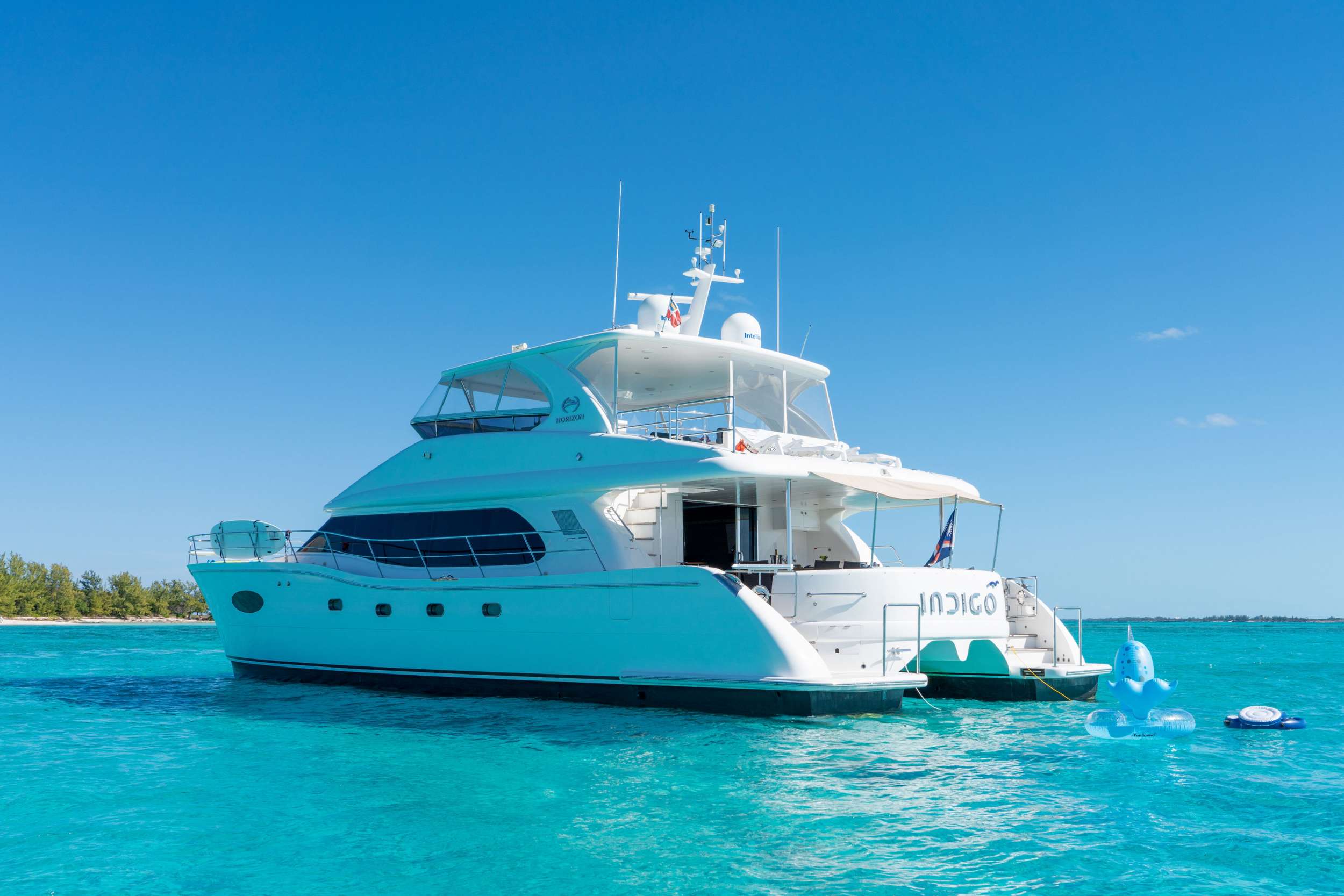 208 Motor Catamaran INDIGO.jpg