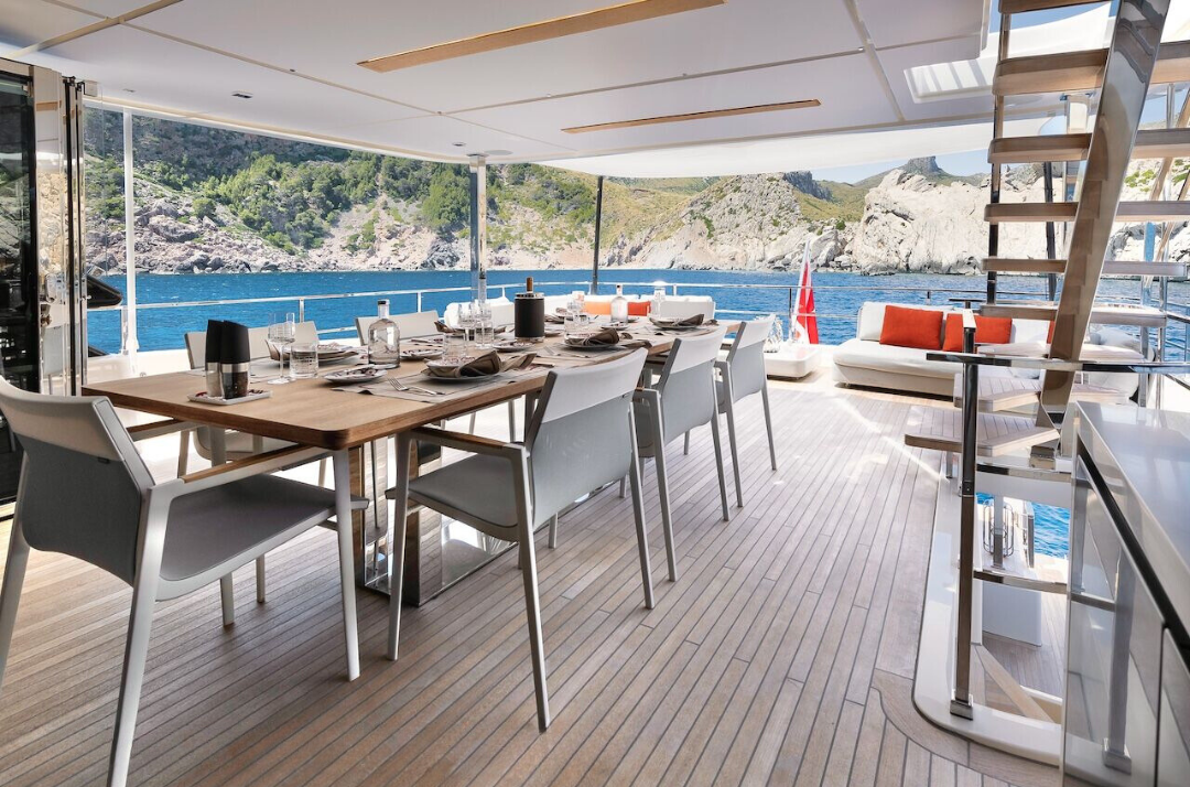 208 Upper deck dining.png