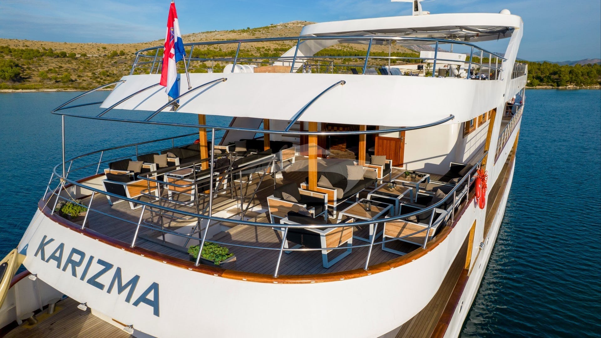 209 Upper deck aft.jpg