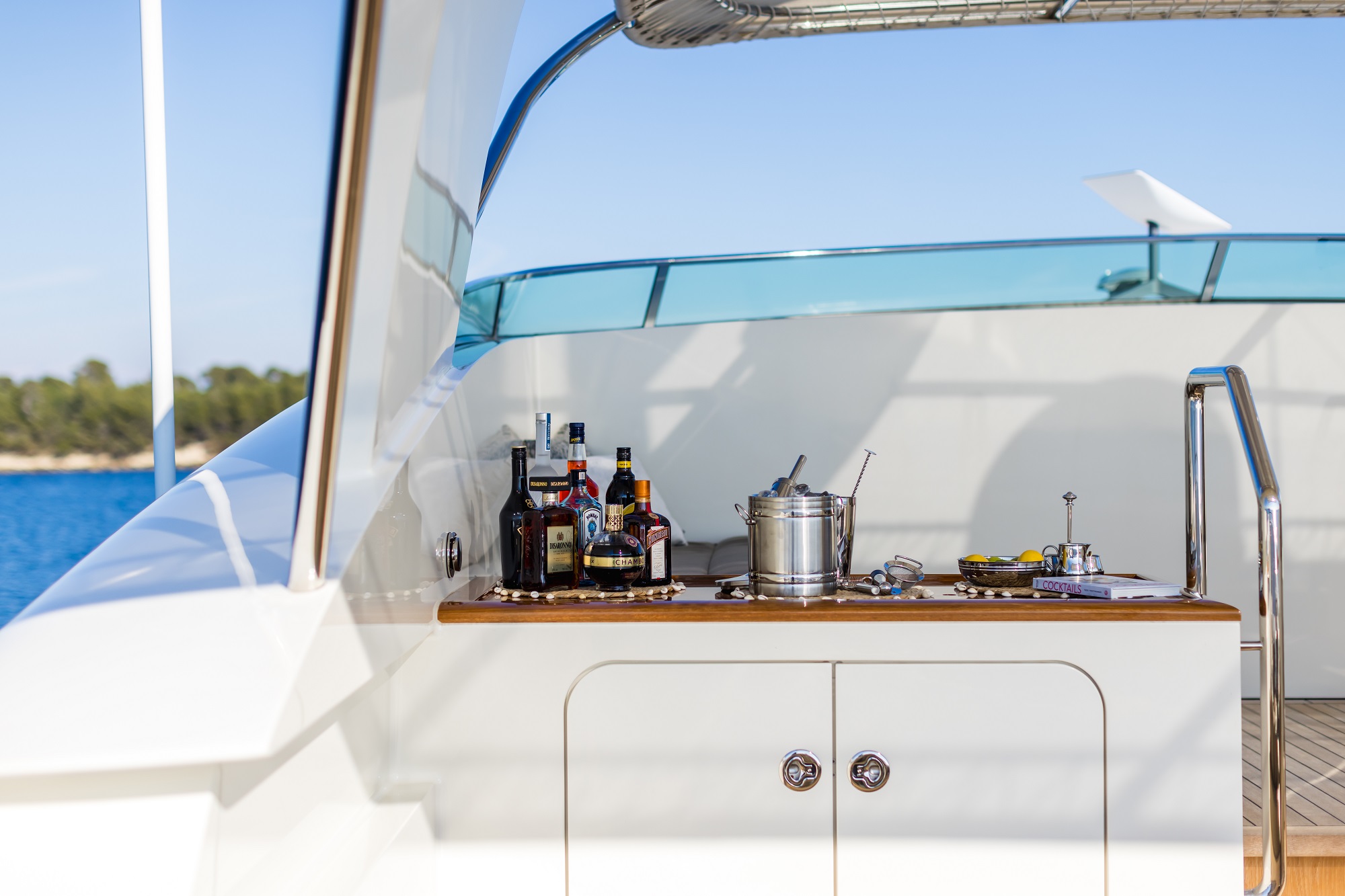 210 Bar on Sun deck.jpg