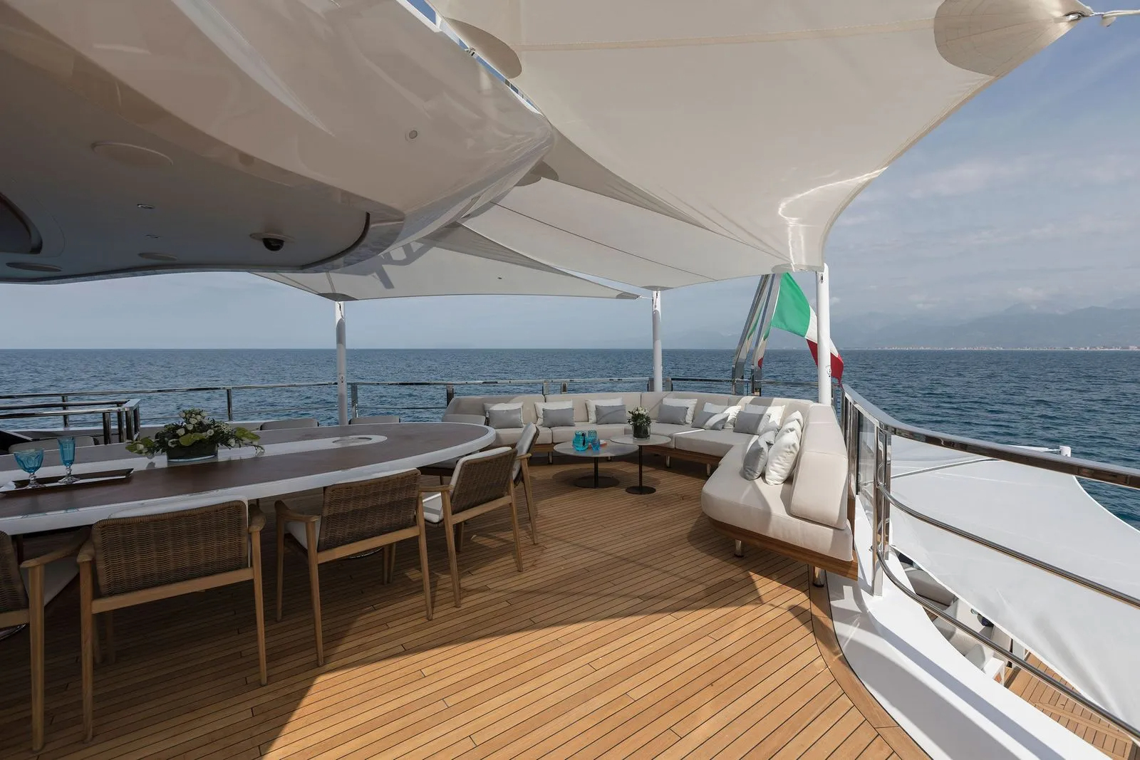 210 Bridge deck aft dining and lounge.jpg