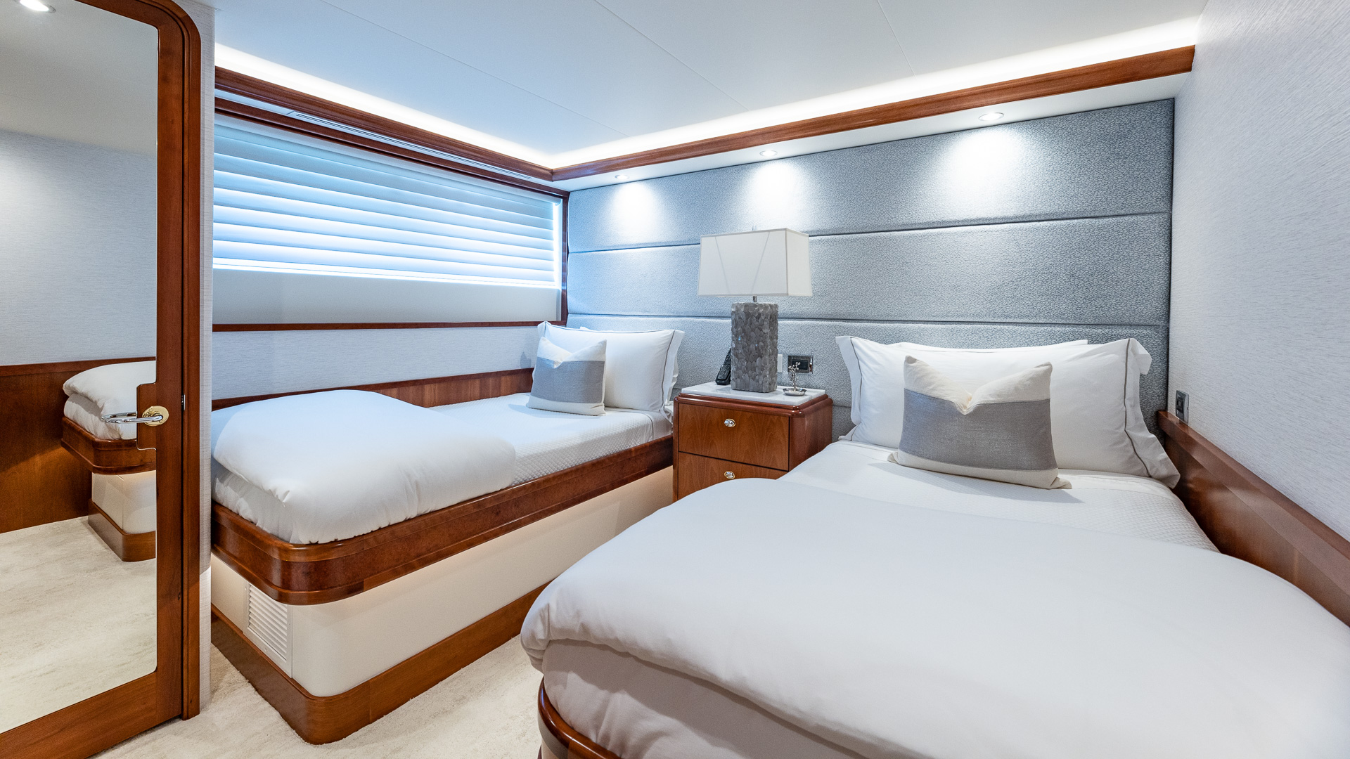22 Twin Stateroom.jpg