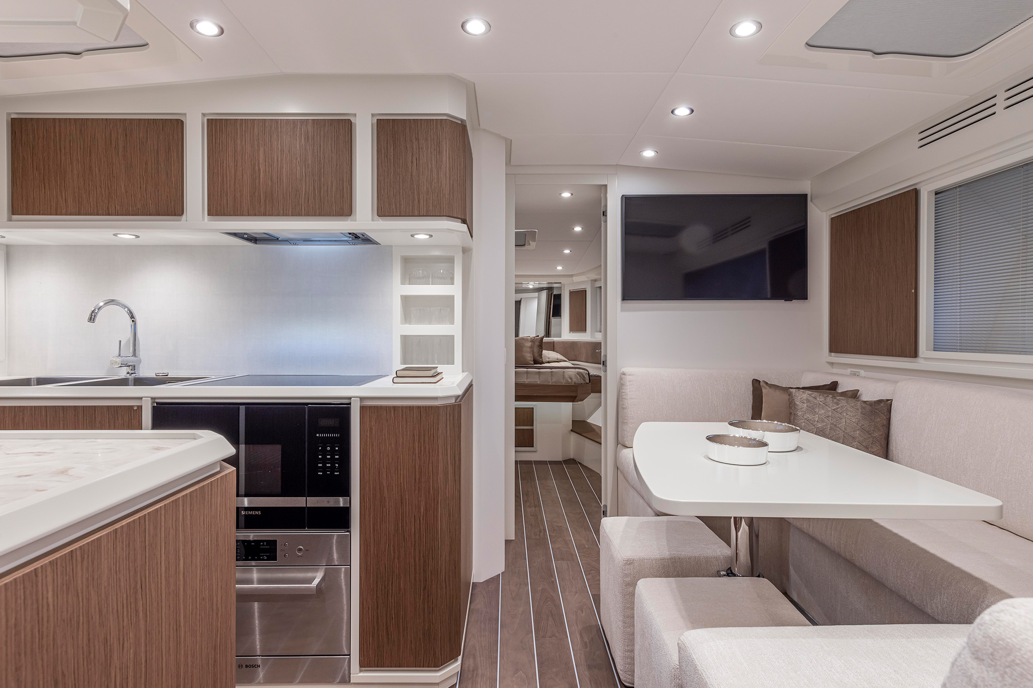 3.1 Lower deck salon.jpg