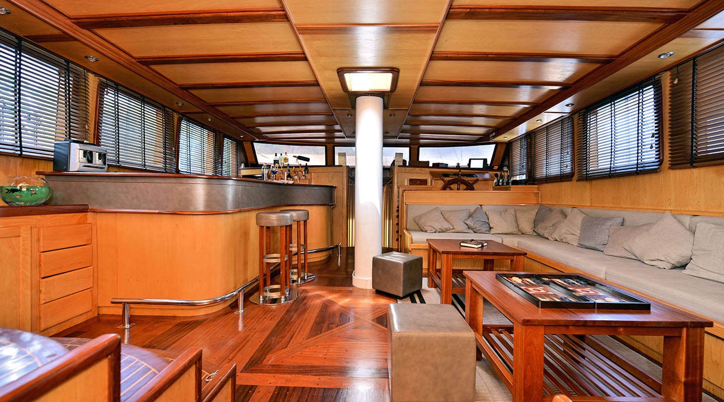3.2 Spacious interior.jpg