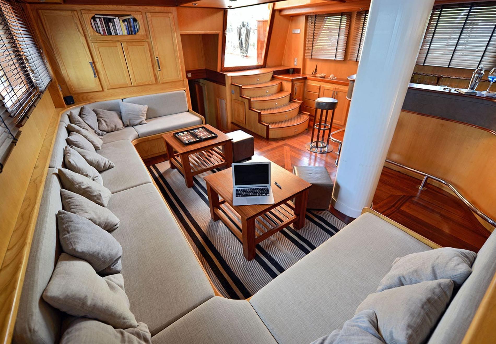 3.3 Main salon - Classic comfort.jpg