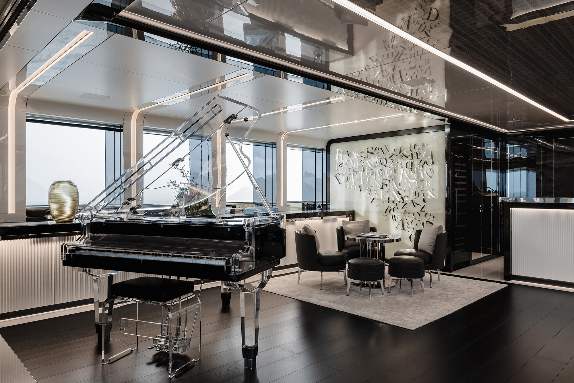 3.4 Bridge deck salon piano.jpg