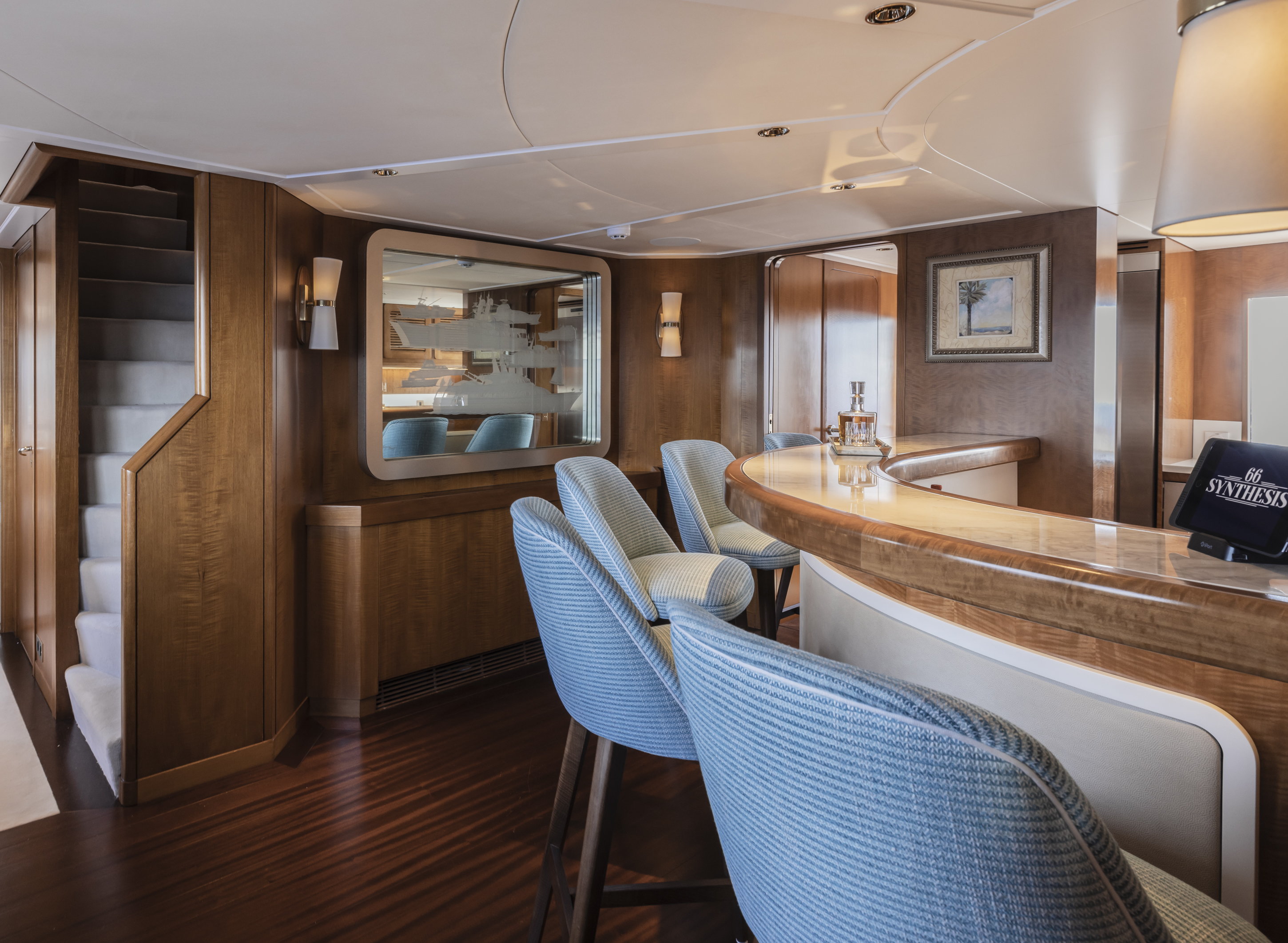 3.6 Separate main deck bar.jpg