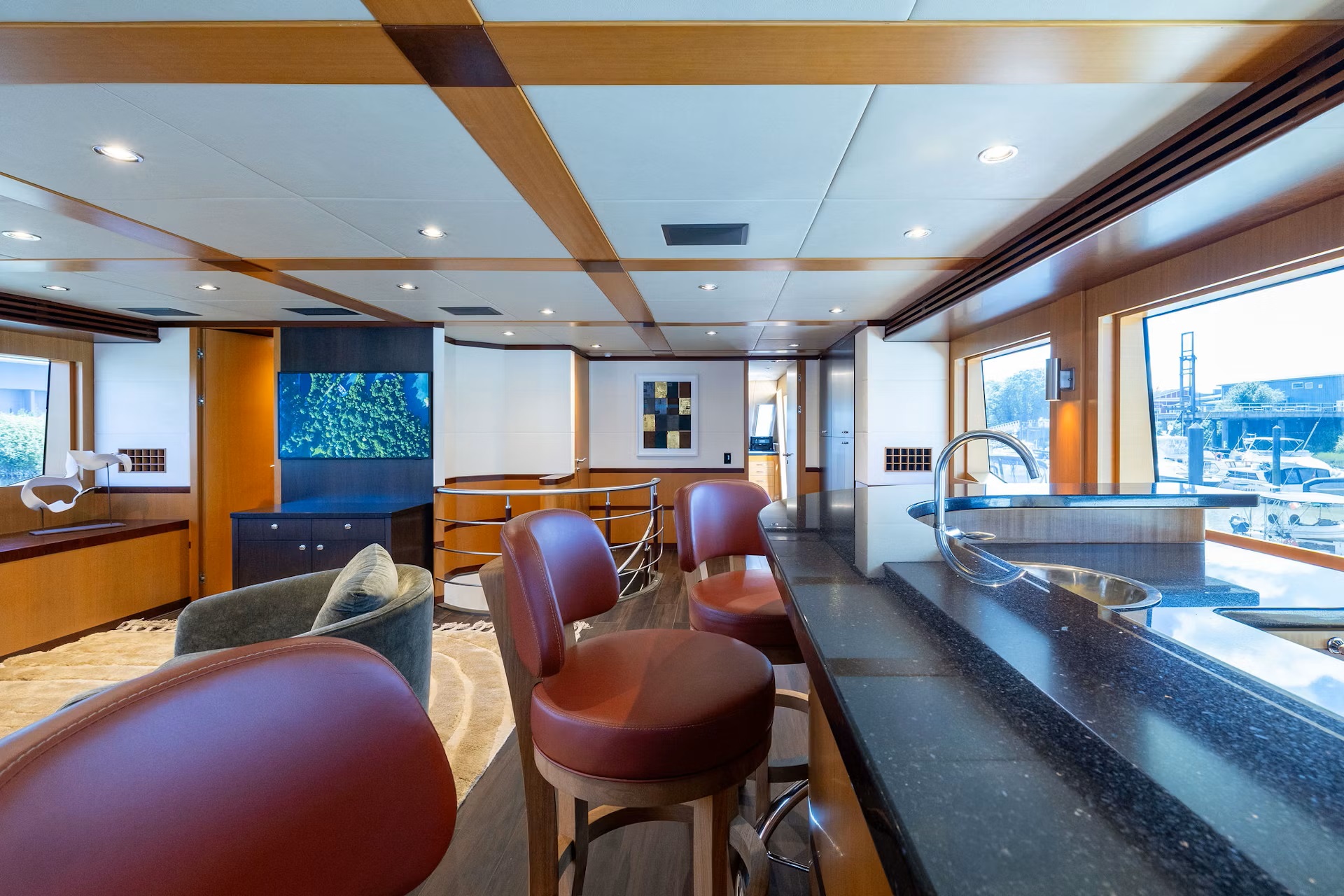 301 Interior bar and lounge.jpg