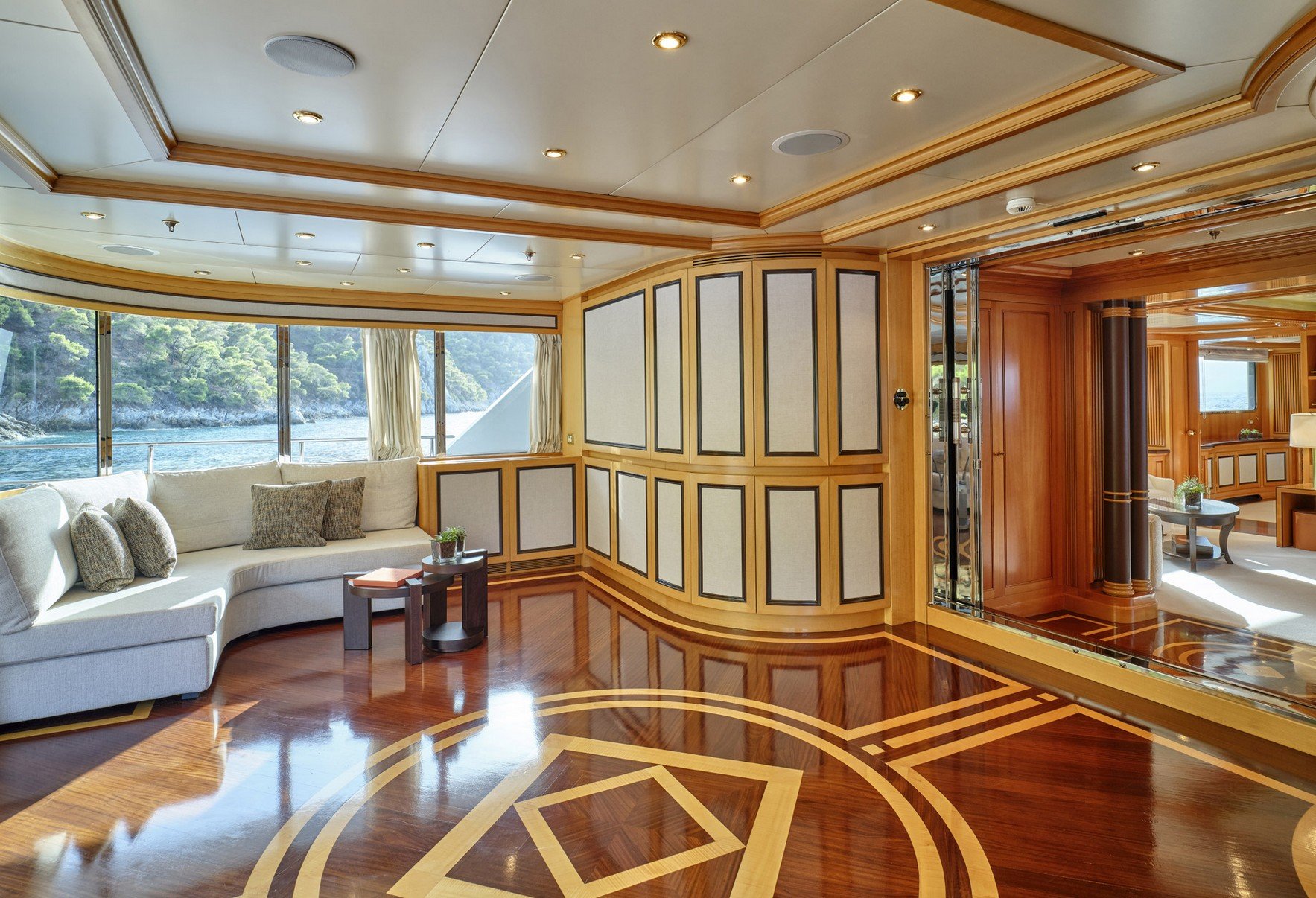301 Main deck interior entry.jpg