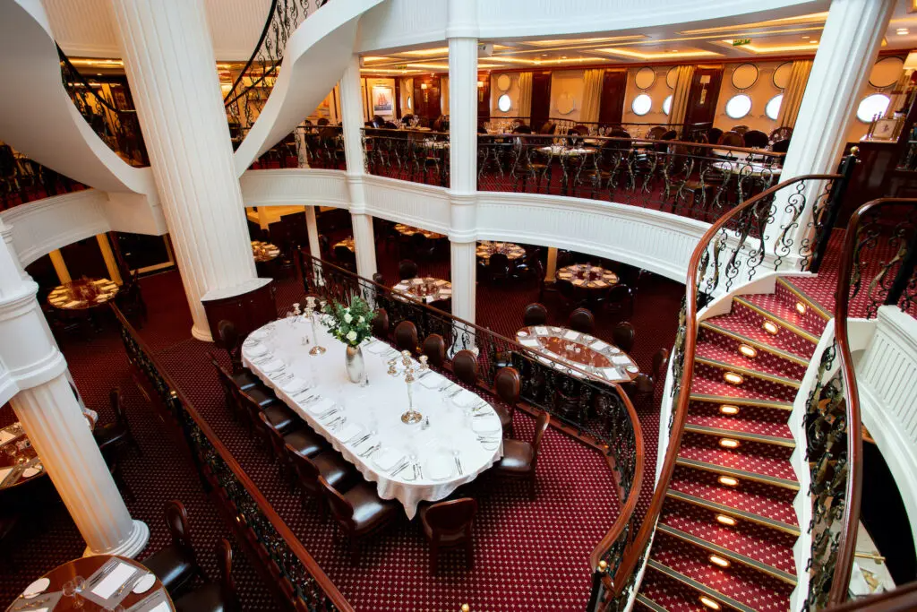 302 Dining room.png