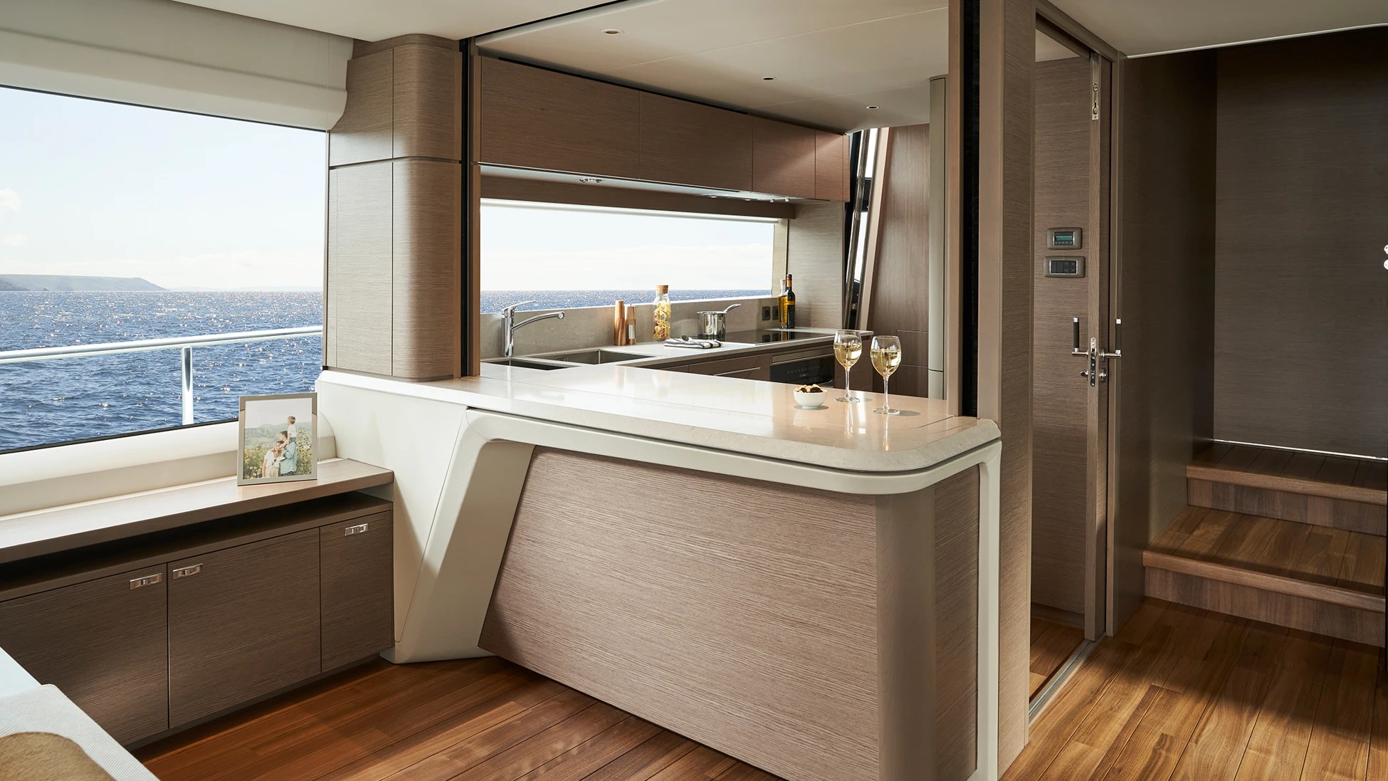 302 Open galley (sistership).jpg