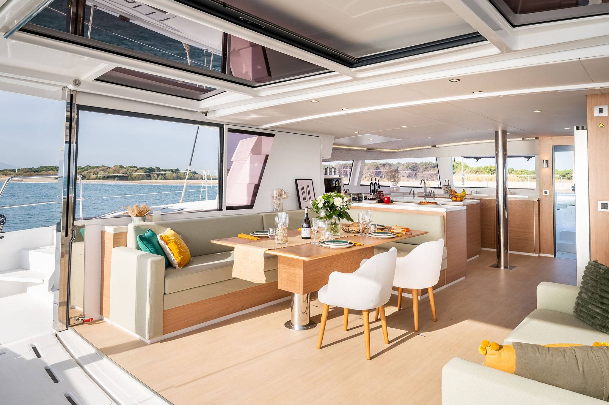 302 View from aft deck into main salon.jpg
