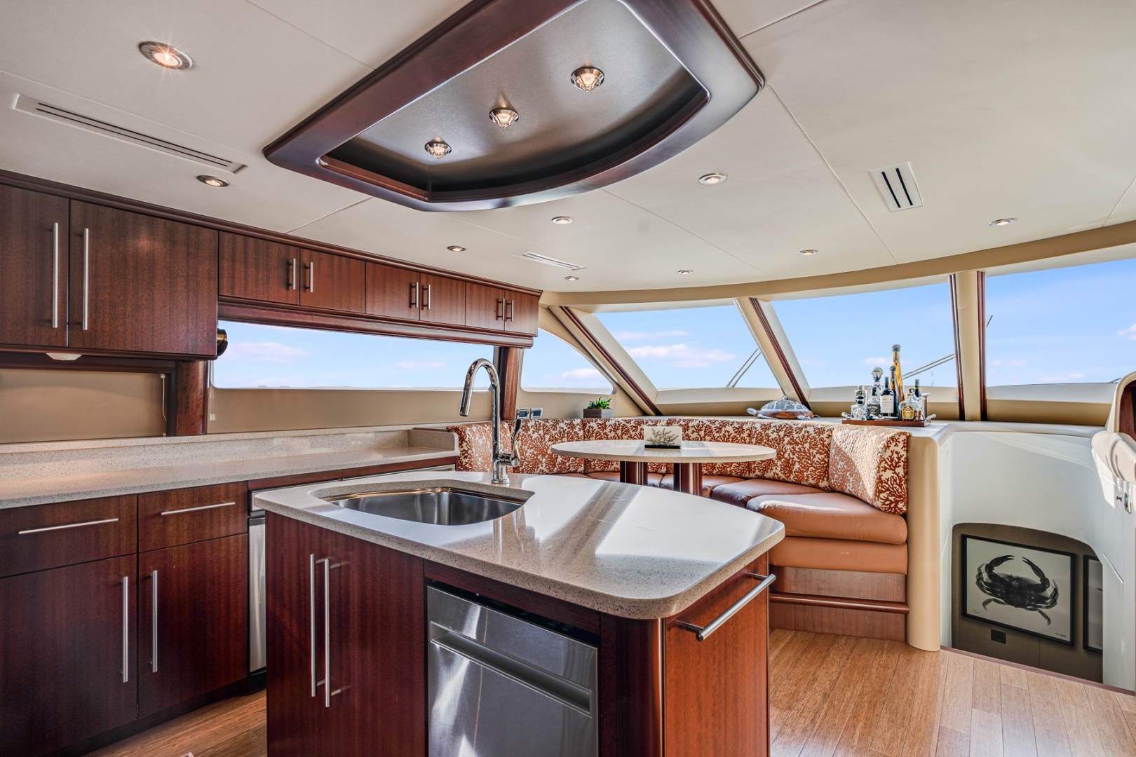 305 Dine in galley.jpg