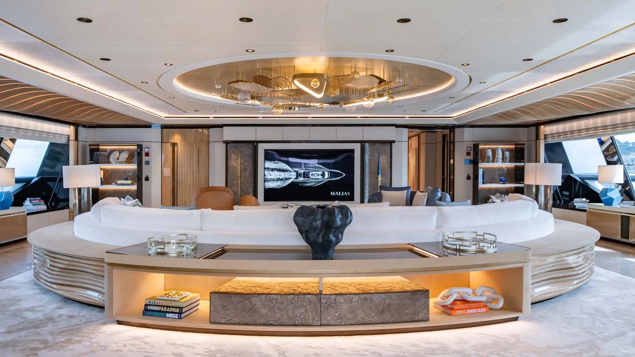 305 Upper deck salon alternative view.jpg