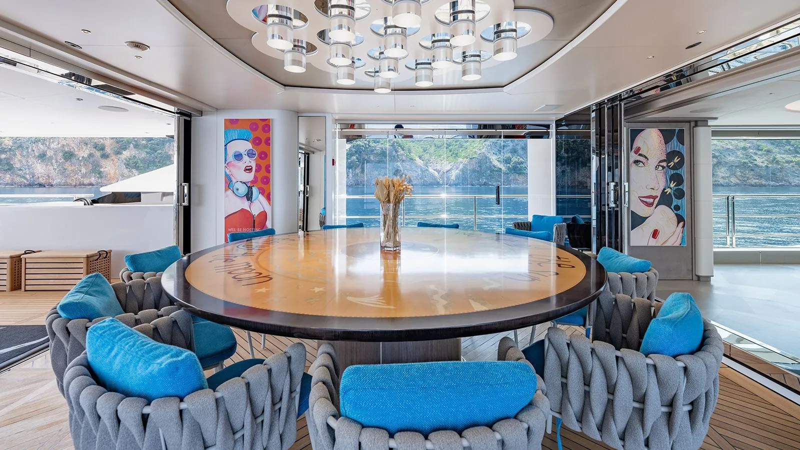 306 Main dining area.jpg