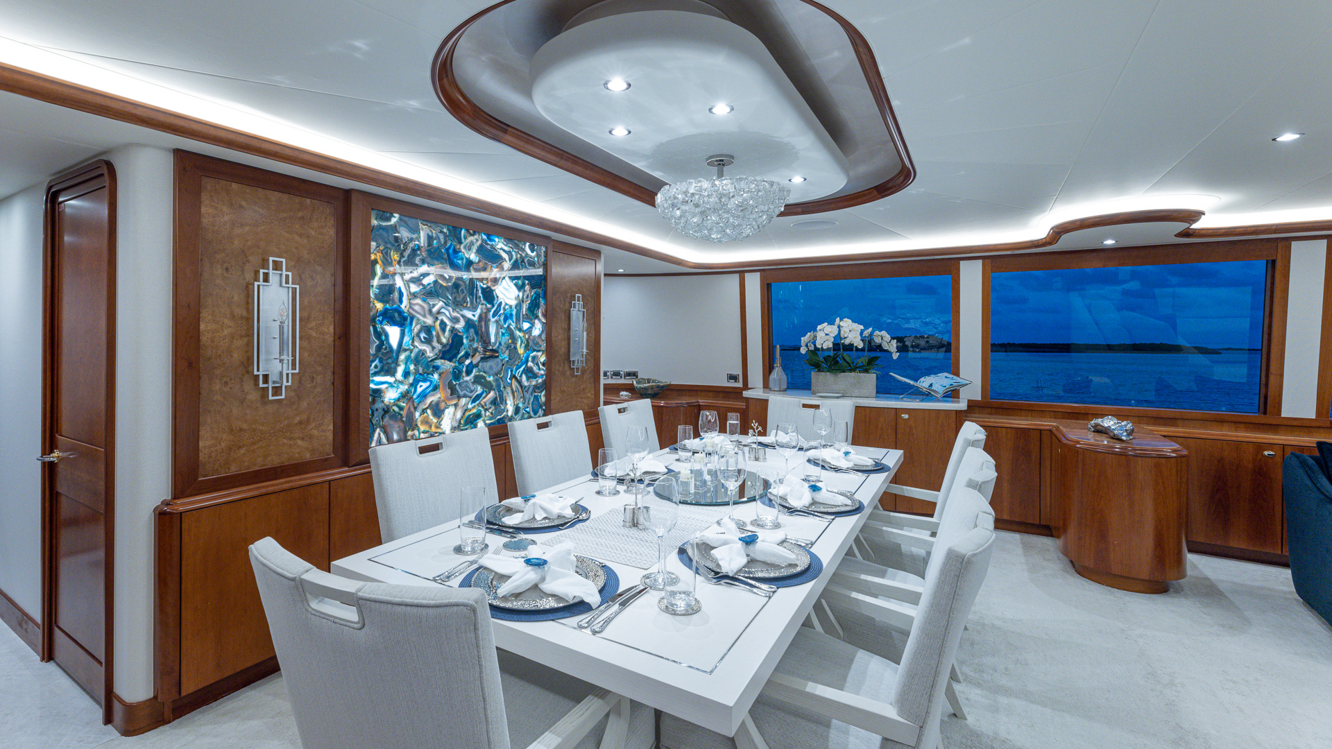 4 Formal Dining.jpg