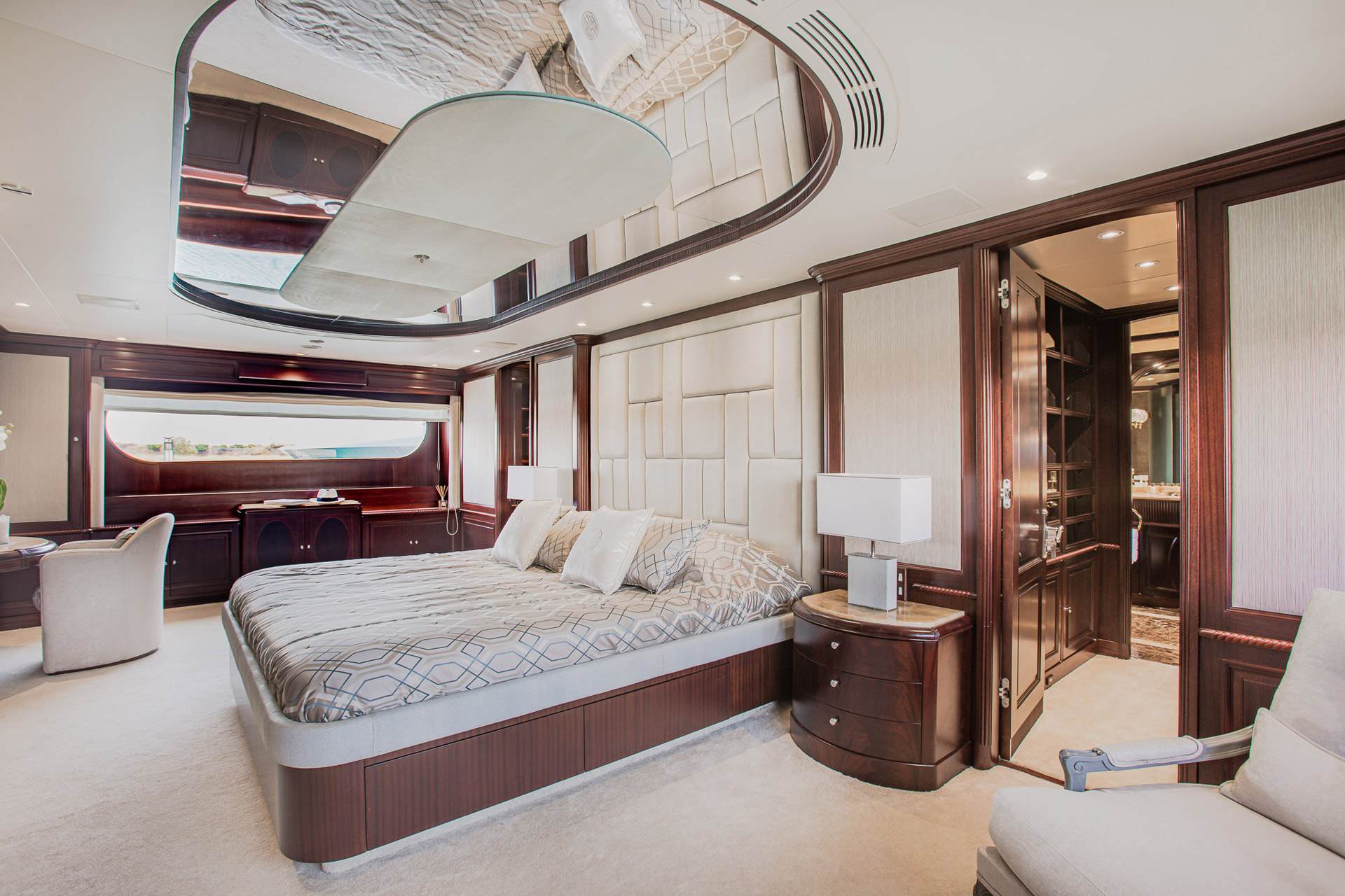 4.1 Masters suite.jpg