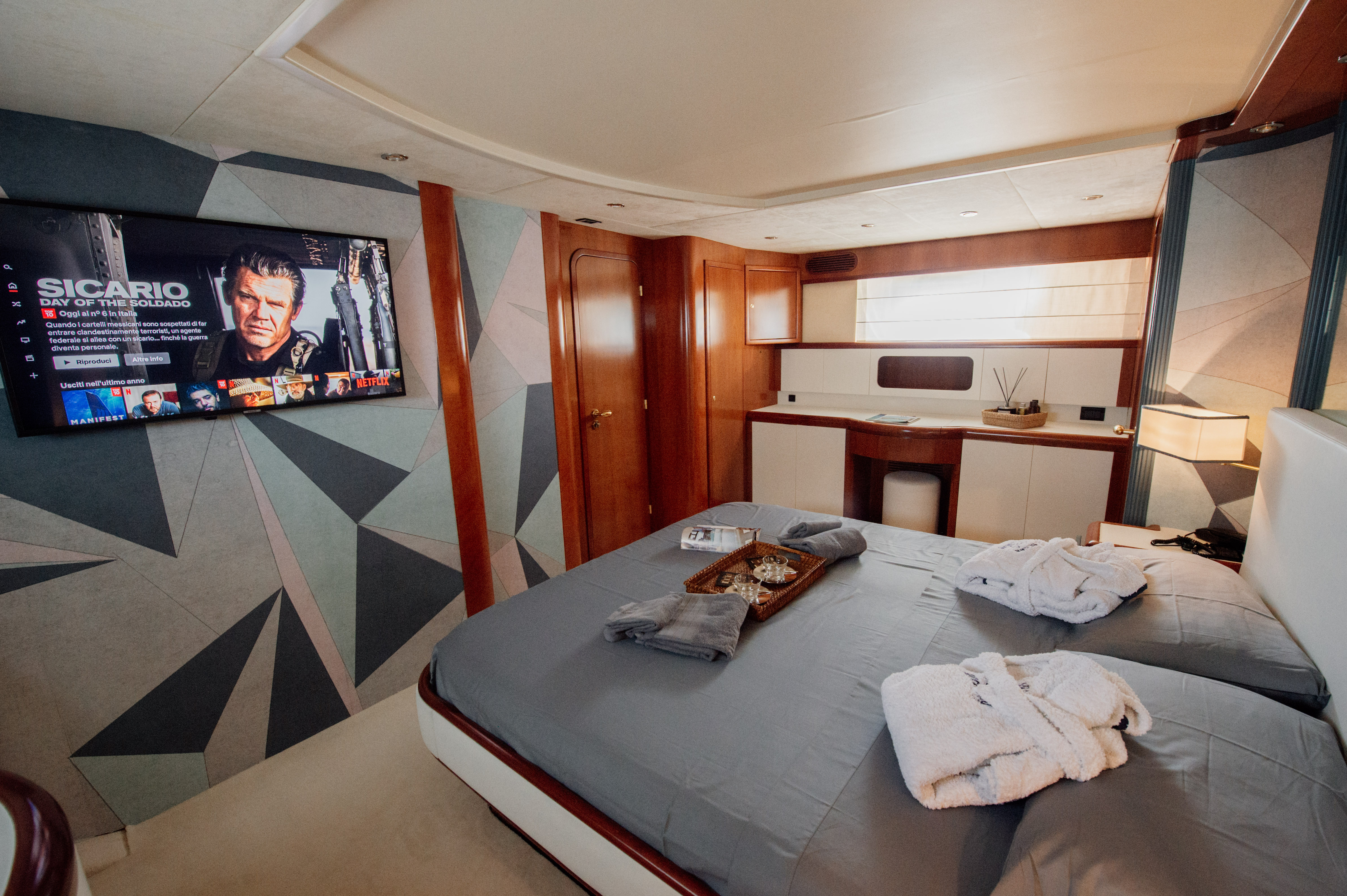 4.2 Additional double cabin.jpg