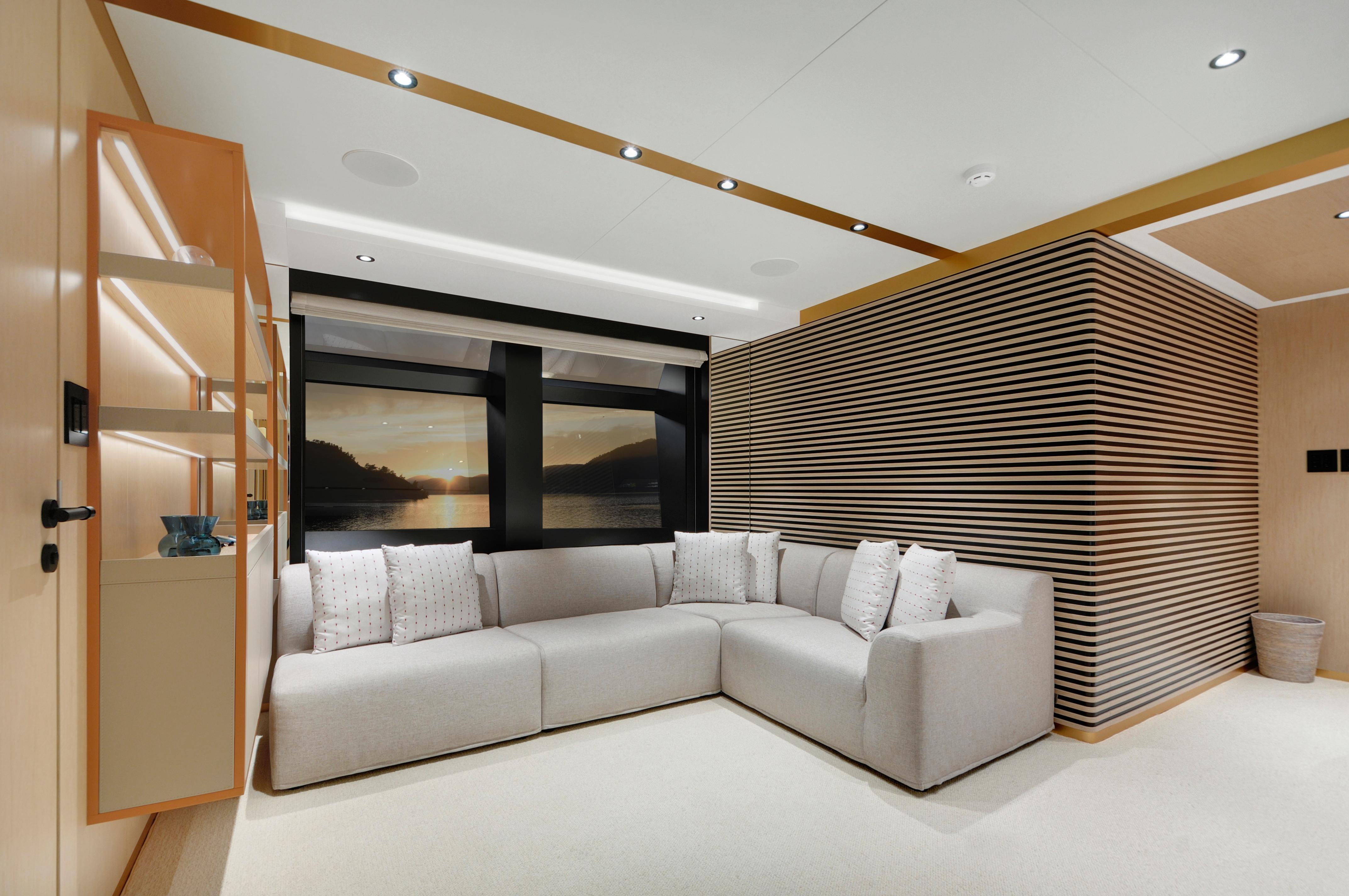 4.2 Master suite lounge.jpg