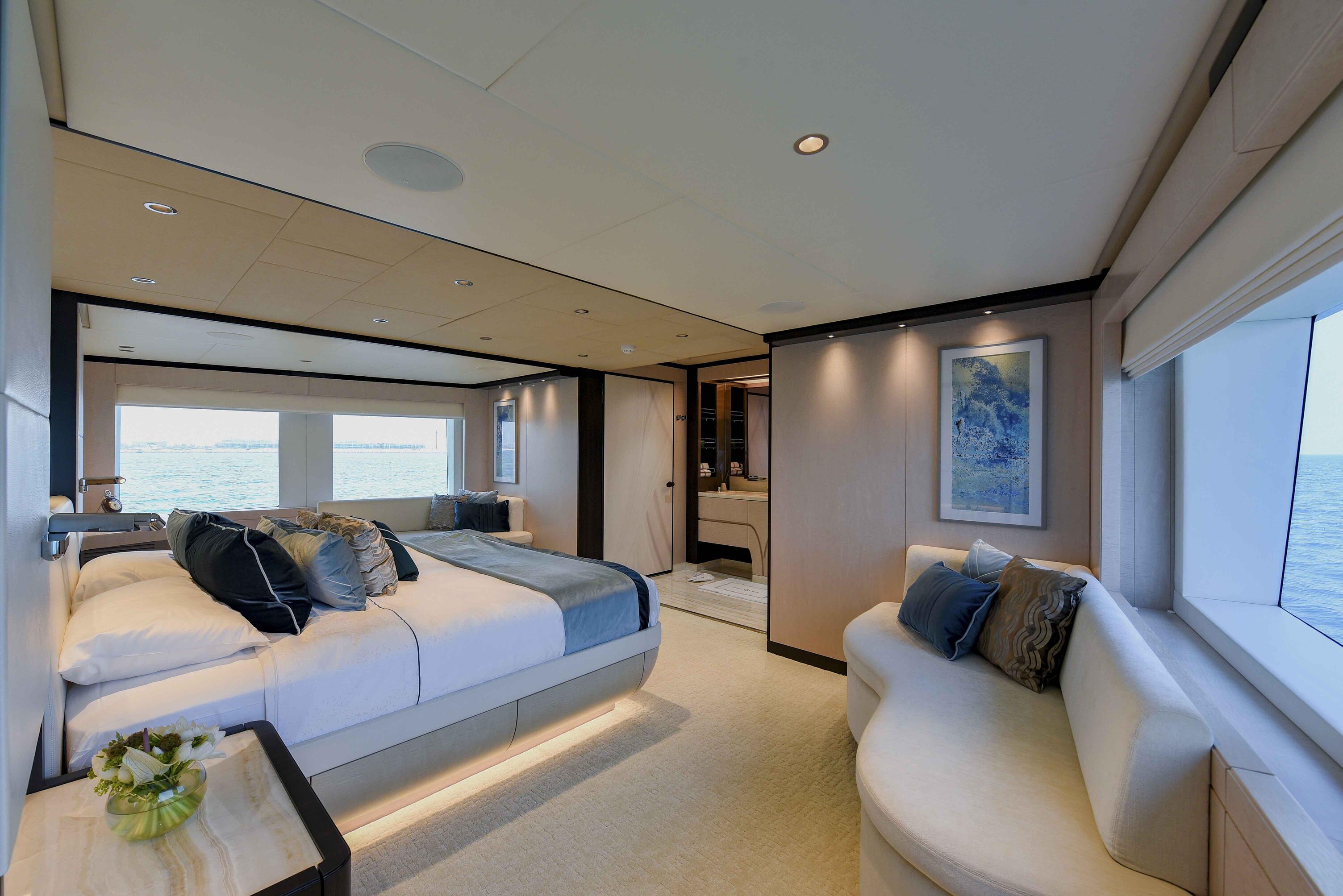 4.2 Owners Stareroom (1).jpg