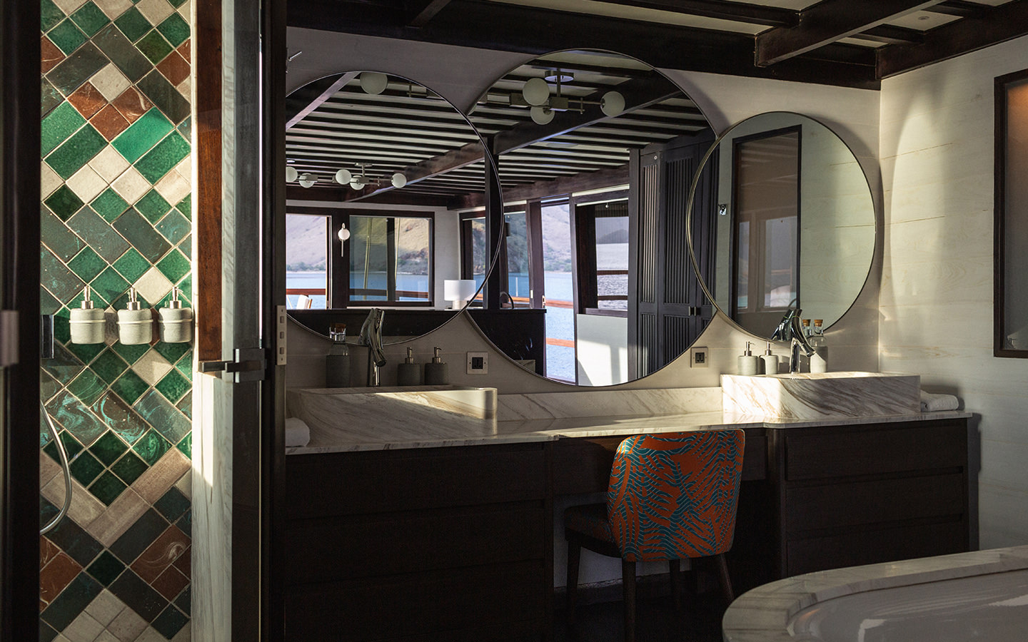 4.2 Owners suite.jpg